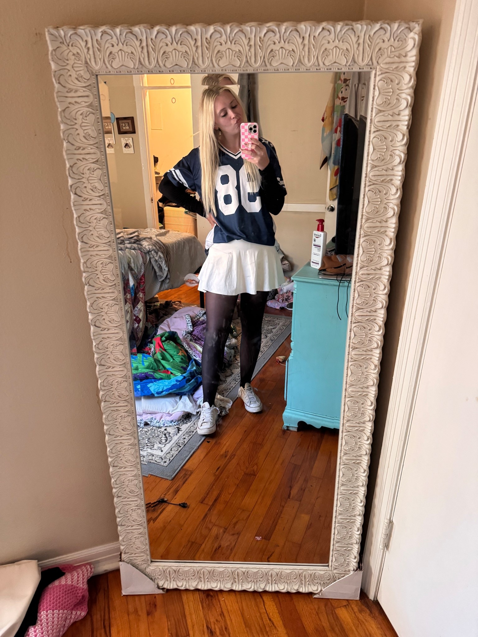 Yall im going to go see BILLIE EILISH.

Im still in denial because it can’t be real, right? 

Anyways this is what I’m wearing to the concert! Jersey from Amazon, paired it with a long sleeve underneath and my athletic skirt from old navy! I also put some tights on with my converse 🤩

I’m so excited! What concert was your favorite?? 

#LTKStyleTip #LTKmomlife #LTKFindsUnder50