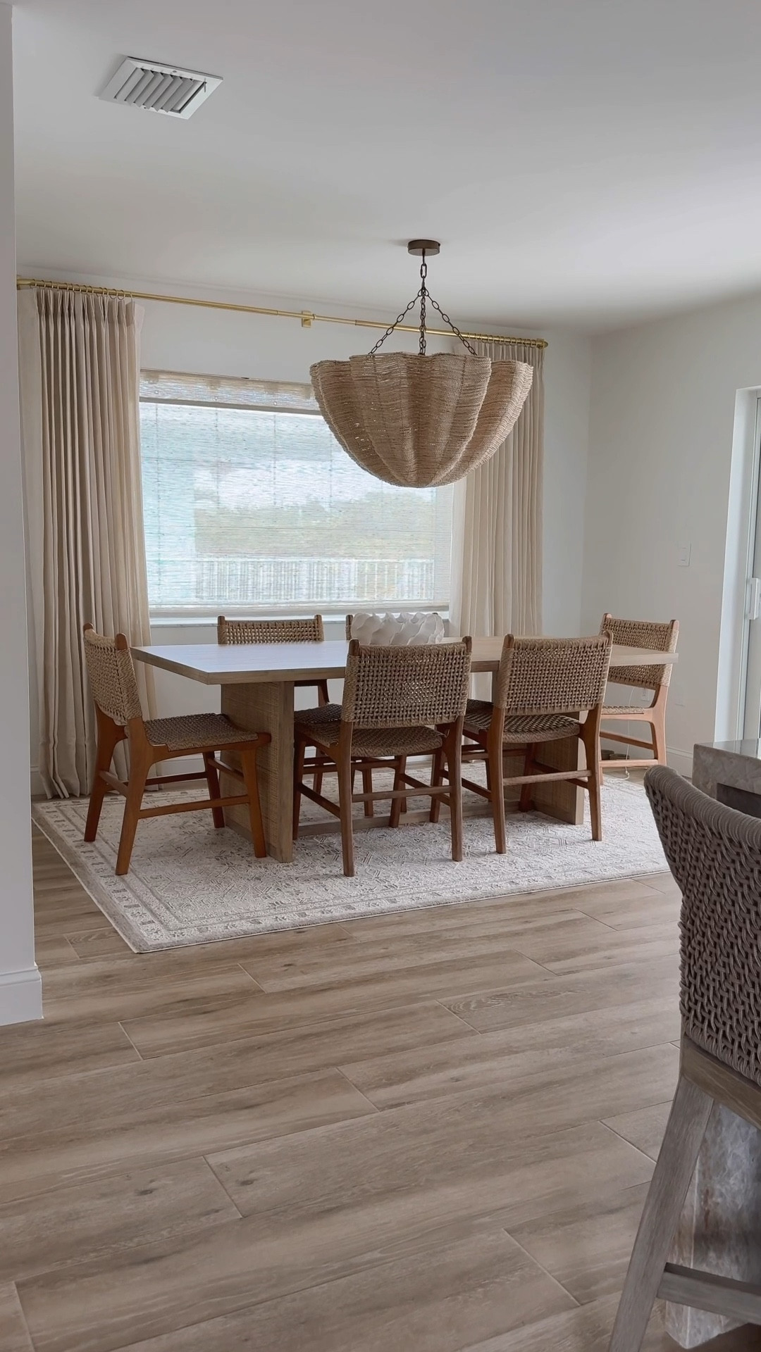 What a difference curtains make! 🤍✨
These beautiful curtains are from Amazon and they’re so affordable! These are the:
Natural color 
Pinch pleat

#curtains #curtainrod #amazon #amazonhome #amazonfind #diningtable #lightfixture #wovenchairs #homedecor #homefind 

#LTKFindsUnder100 #LTKHome #LTKSaleAlert