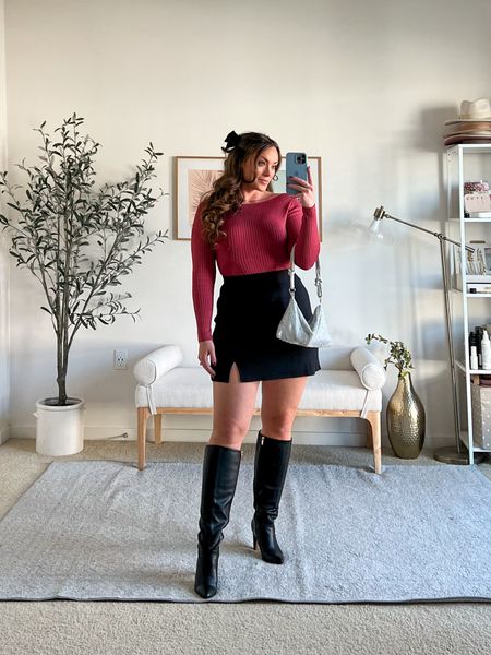 I always love sweater and skirt outfit. Abercrombie makes the absolute best bodysuits- super comfy and really, really nice quality. Skirt is recently from H&M, wearing a medium.

Bodysuit size medium, true to size
Abercrombie Try On Haul | November 2023

#LTKHoliday #LTKmidsize #LTKSeasonal