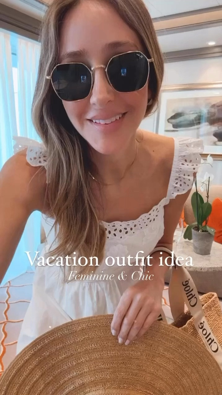 Feminine and beautiful white and top set 
Runs tts - wearing a size  small 

#LTKVideo #LTKStyleTip #LTKSeasonal