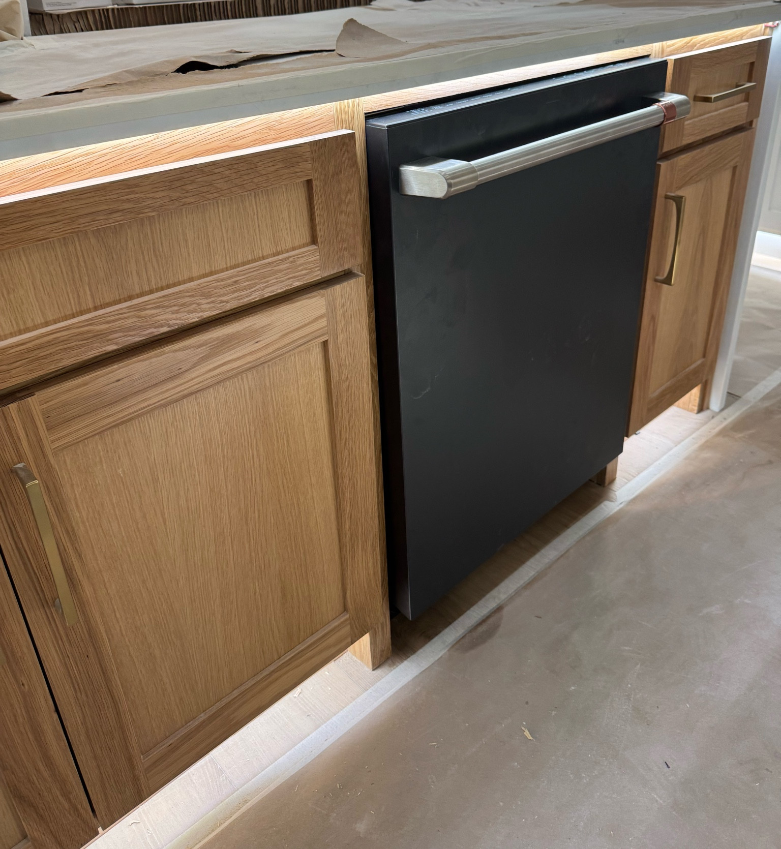 This contrast is my favorite 😍 Cafe appliances are just beautiful statement pieces. 


#cafe #cafeappliances #homedecor #interiordesign #home 

#LTKHome