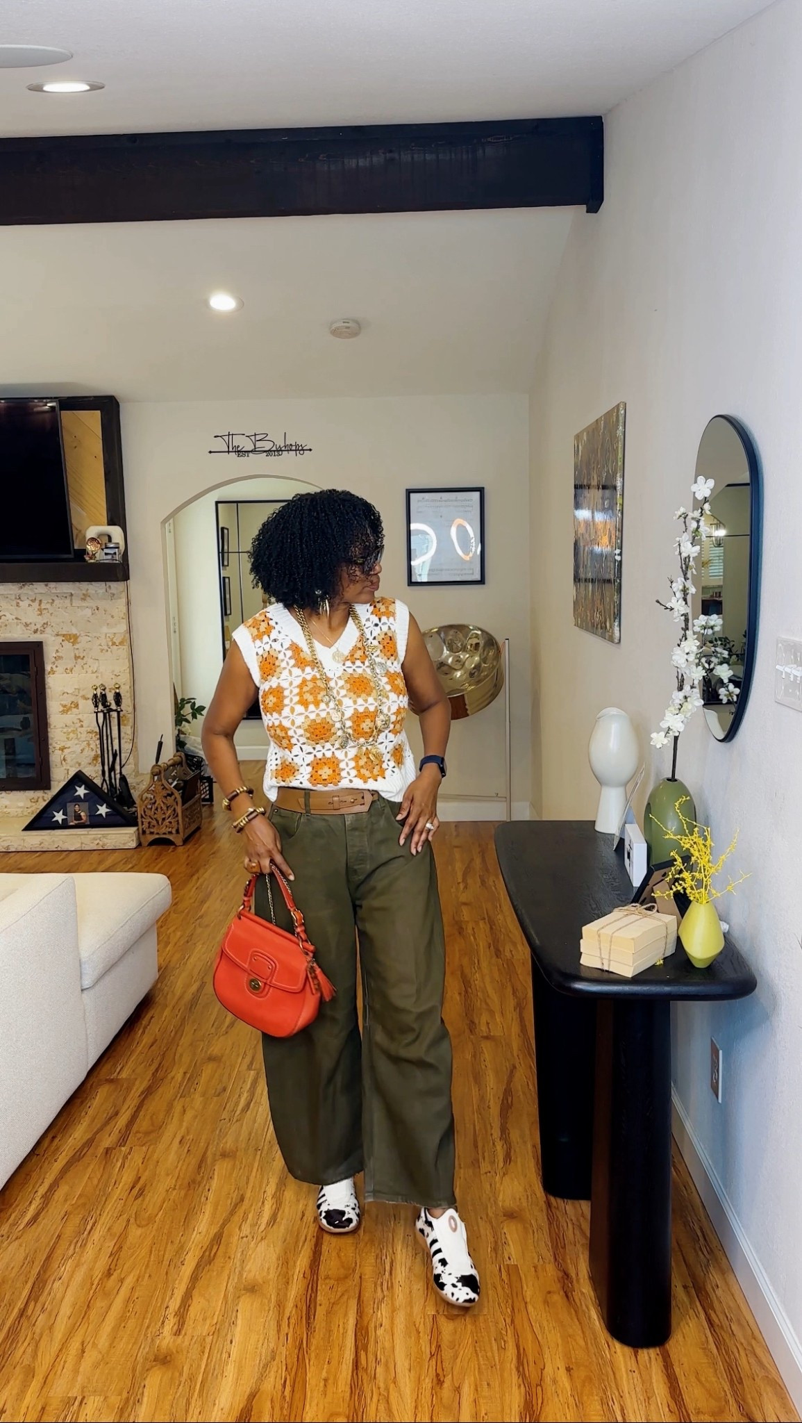 Barrel jeans + haute kicks 

#LTKGiftGuide #LTKdayinmylife #LTKOver40