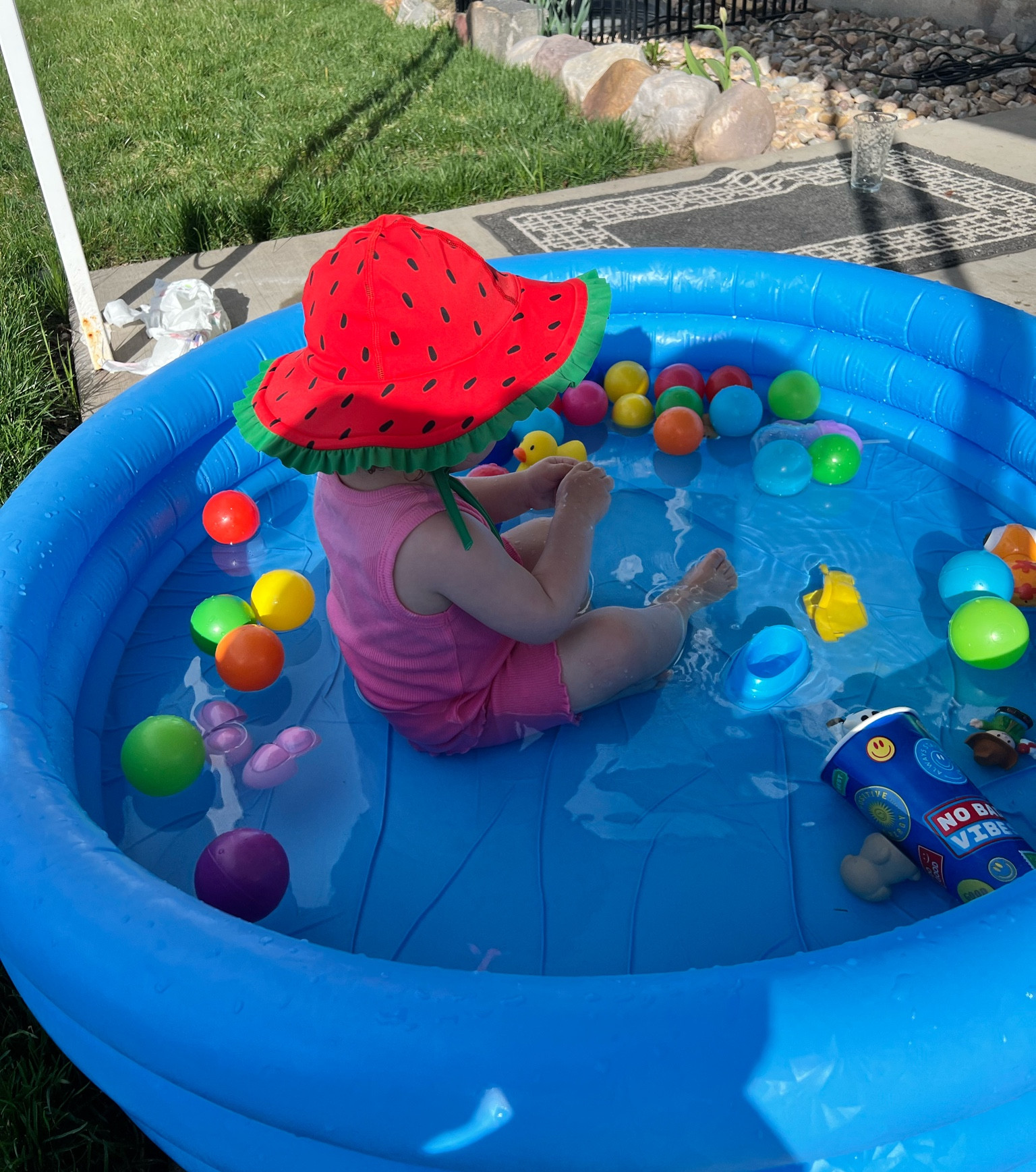 Summer Must Have - The perfect toddler swimming pool! 