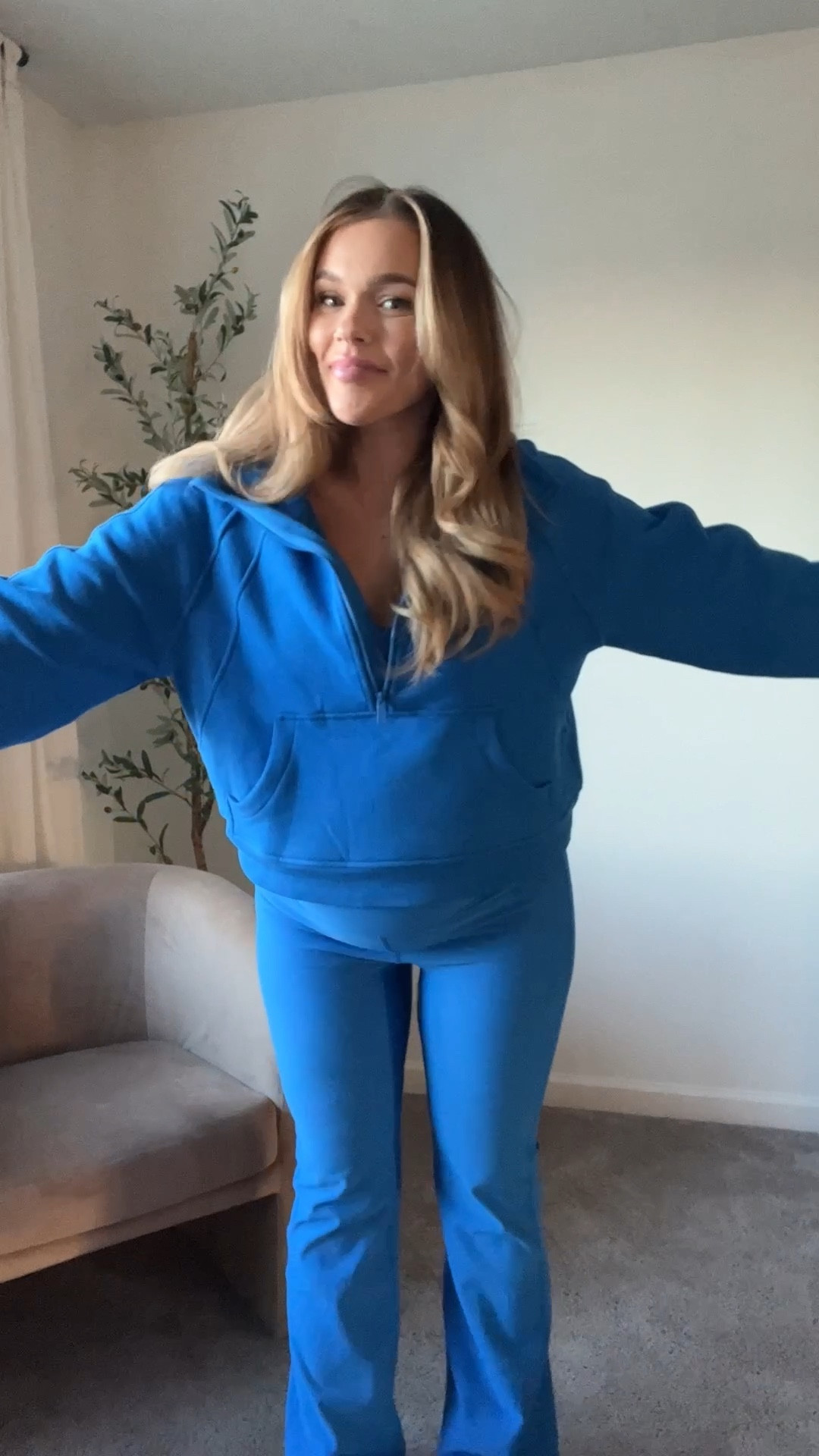 The cutest lulu inspired set ever from amazon! Love it so much I got it in two other colors 😂 Size medium in the top, size large in the bra and sized up to a large in the pants to accommodate the bump (normal size small). The pants are fleece lined and omg SO GOOD. Whole outfit is less than one item from lulu

#LTKbump #LTKfitness #LTKSeasonal