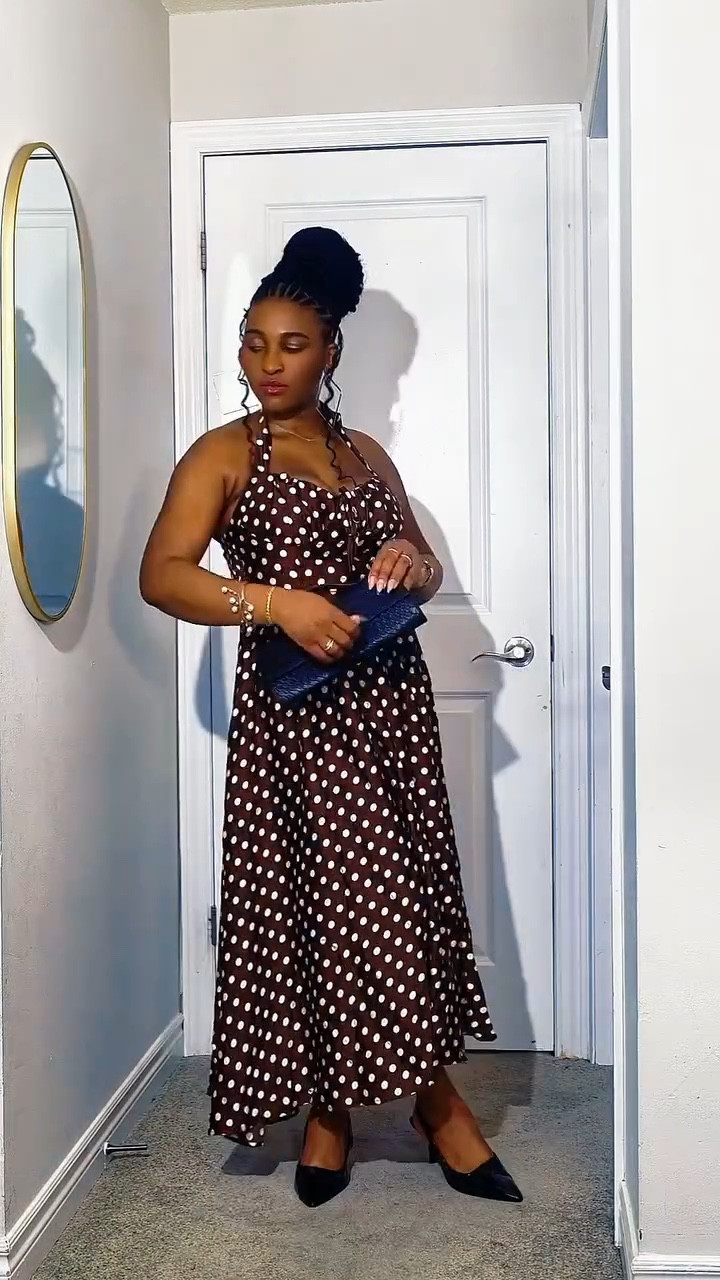 Perfect spring dress on Brown! 
OOTD 🤎🤎🤎

Spring OOTD Check. 
Would you wear this?

#softlifeaesthetic #nurselifestyle #blackskincareroutine #outfitinspocanada #outfitinspouk