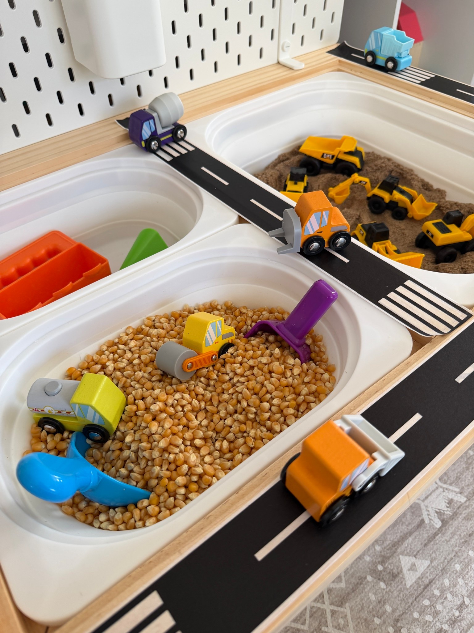 10 Minute Sensory Table 

#LTKFamily #LTKKids #LTKHome