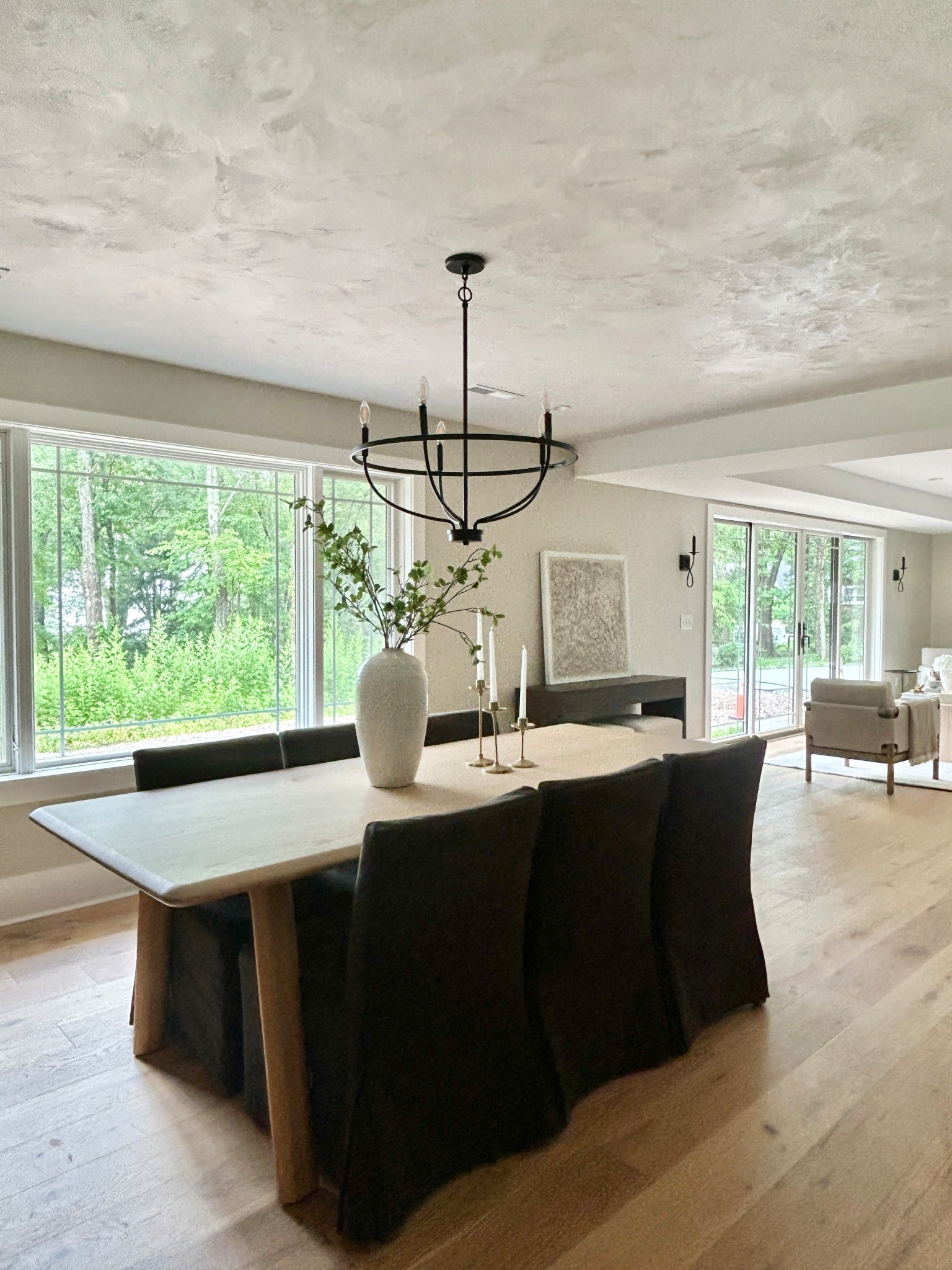 Light wood dining table. 

#diningroom

#LTKHome