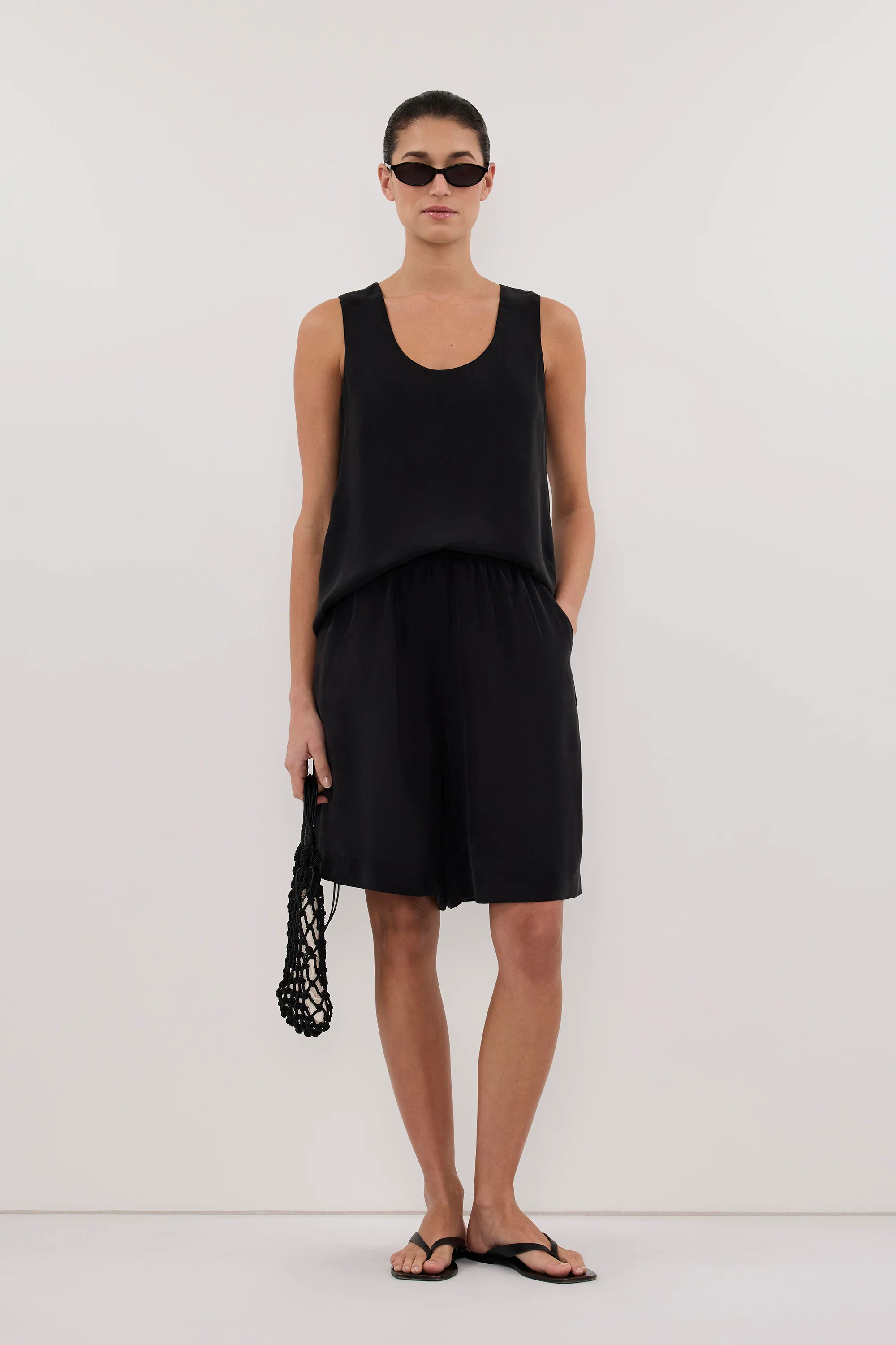 ALICE BLACK CUPRO BERMUDA SHORT | DISSH