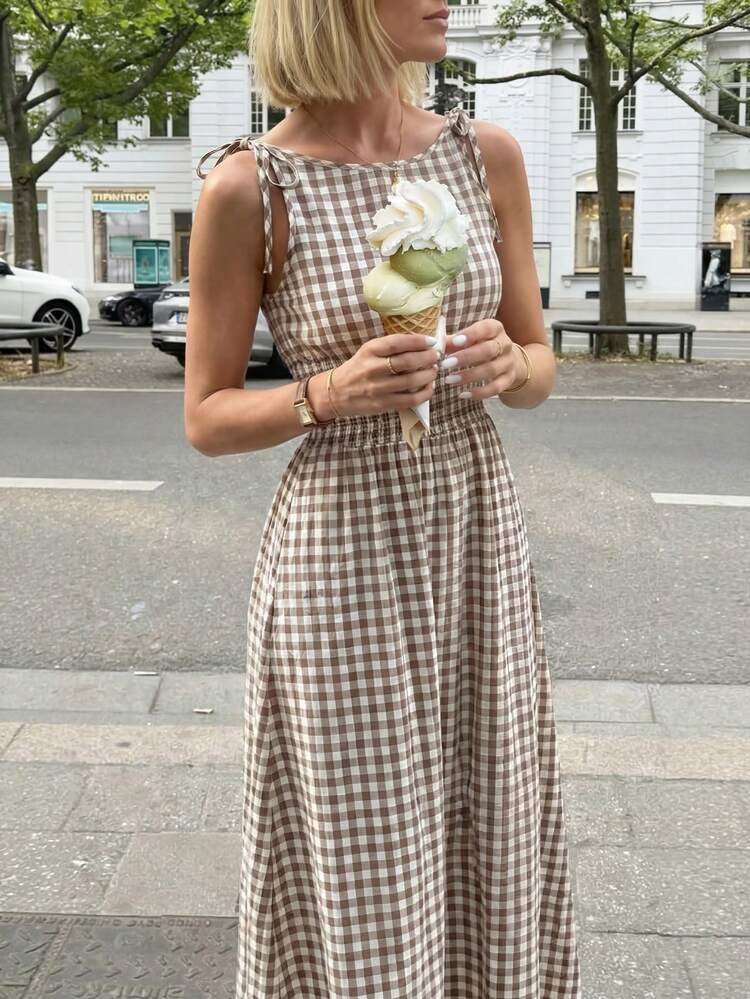 Pariaura 2026 New Arrival Brown Plaid Maxi Dress For Women, Bow Tie Straps & Ruffled Smocked Waist, Casual Commuter Minimalist Style, Perfect For Vacation Daily Wear Checkered Dress Picnic Dress Gingham Dress Summer Elegant Dress French Style Dress Square Neck Dresses For Women Milkmaid Dress Women | SHEIN