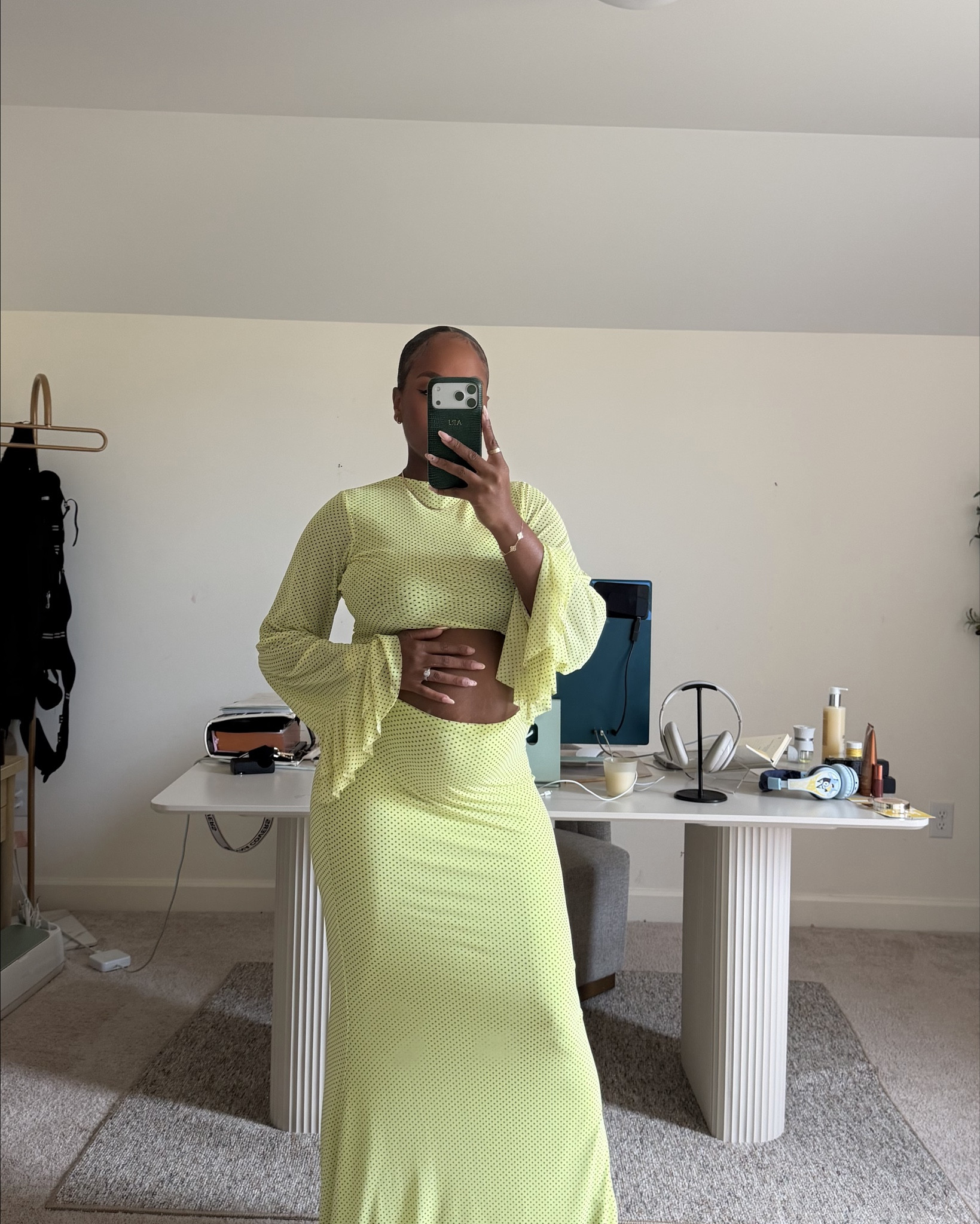 The top is really a dress it’s just too short with this bump 🤭