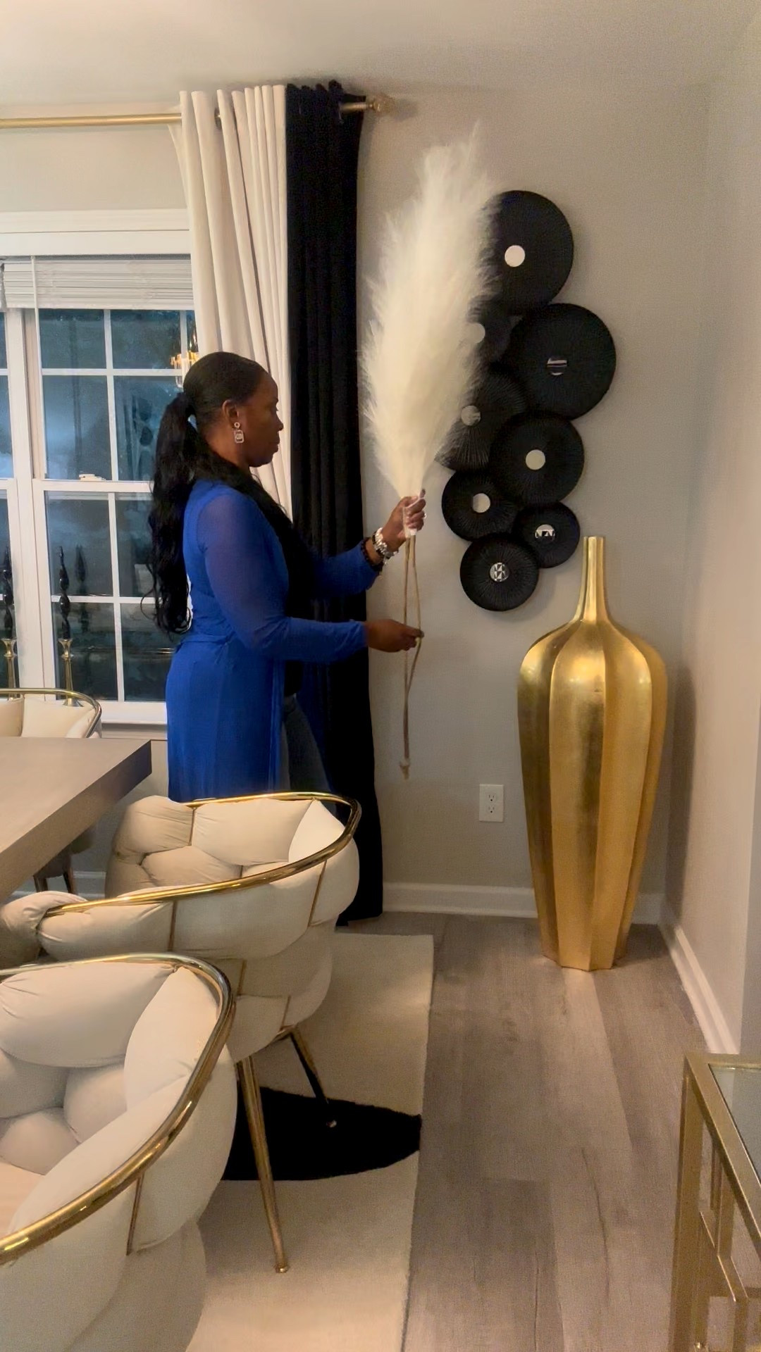 Gorgeous and luxurious large vase. Buy the vase!❤️

#LTKHome
