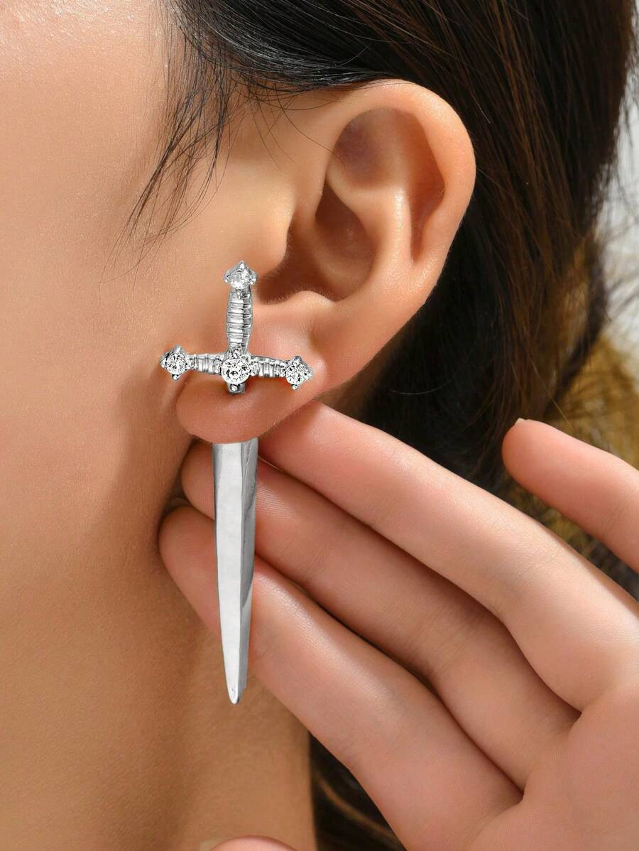 1pair Fashionable Gothic Front Back Crossed Swords Shaped Earrings | SHEIN