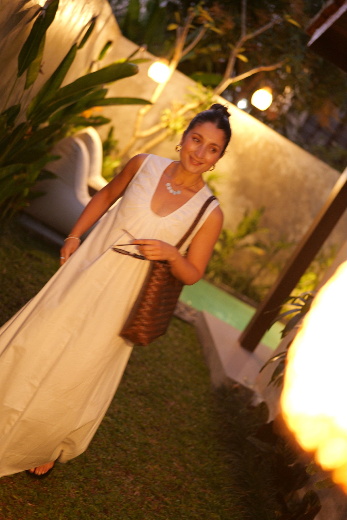 The perfect white dress 🤍 late holiday style, autumn style, chic wardrobe. Dissh, dragon diffusion. 

#LTKstyletip #LTKSeasonal