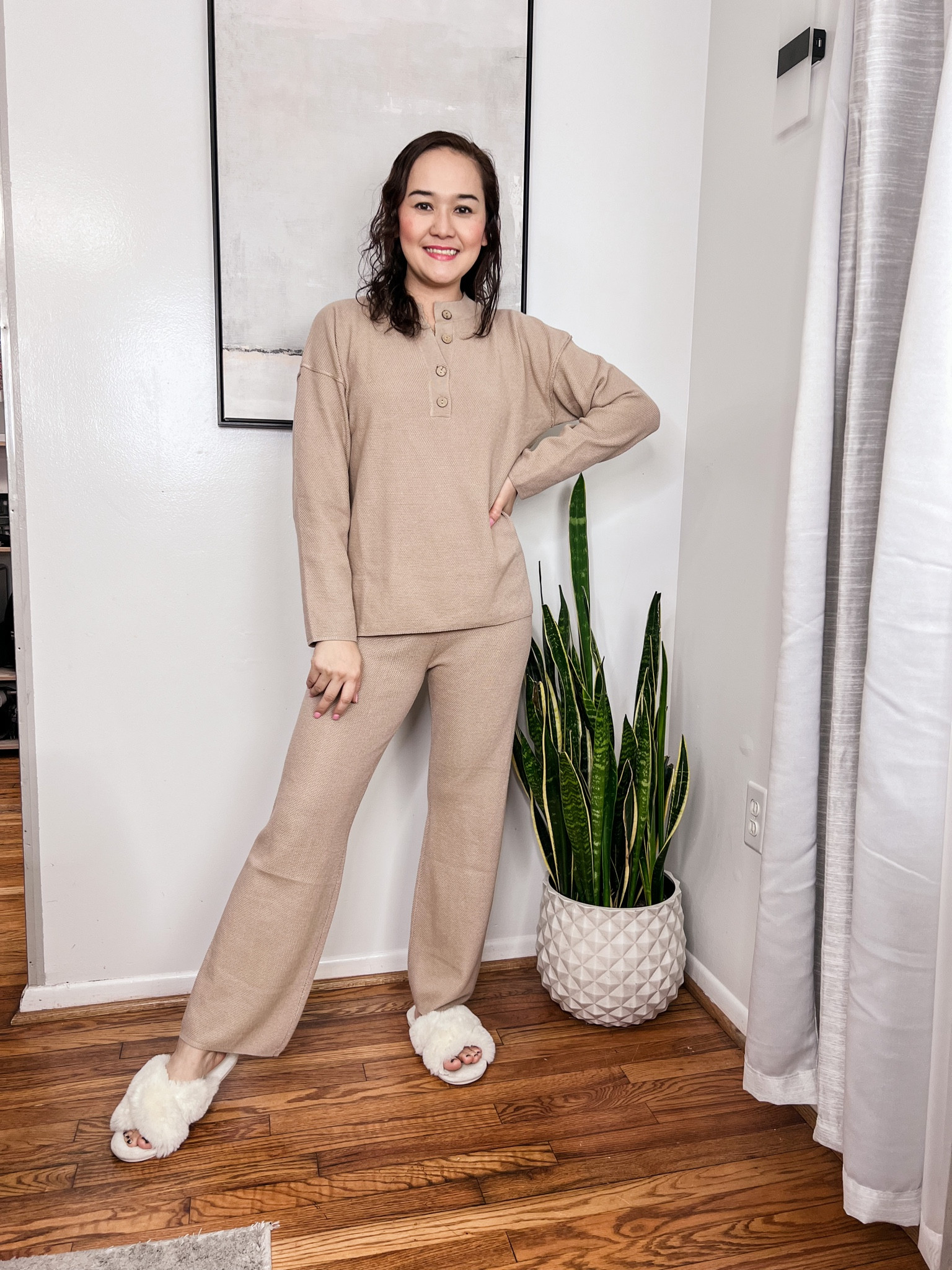 This lounge set fits tts and on sale 

#LTKsalealert #LTKunder50 #LTKshoecrush