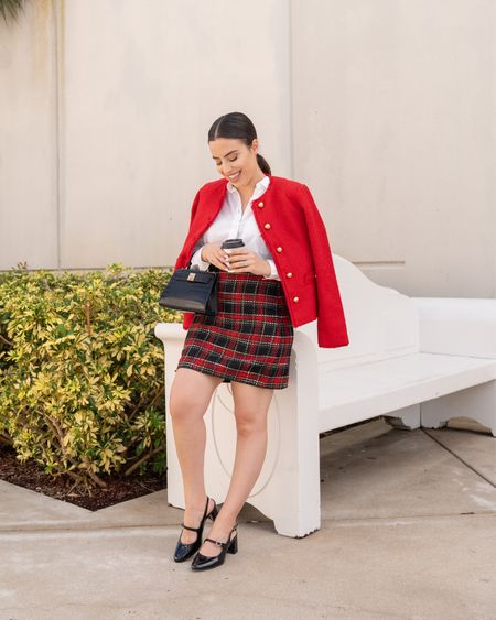 Love this cute & preppy Holiday outfit idea! The most perfect tartan plaid mini skirt, red tweed jacket and patent mary janes. Everything is 40% off today!



#LTKHoliday #LTKstyletip #LTKfindsunder100