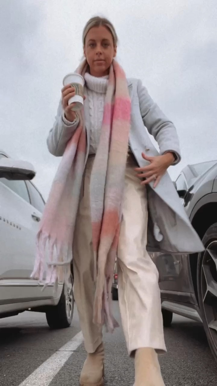 Fav scarf ever 

#LTKSeasonal #LTKSale #LTKstyletip