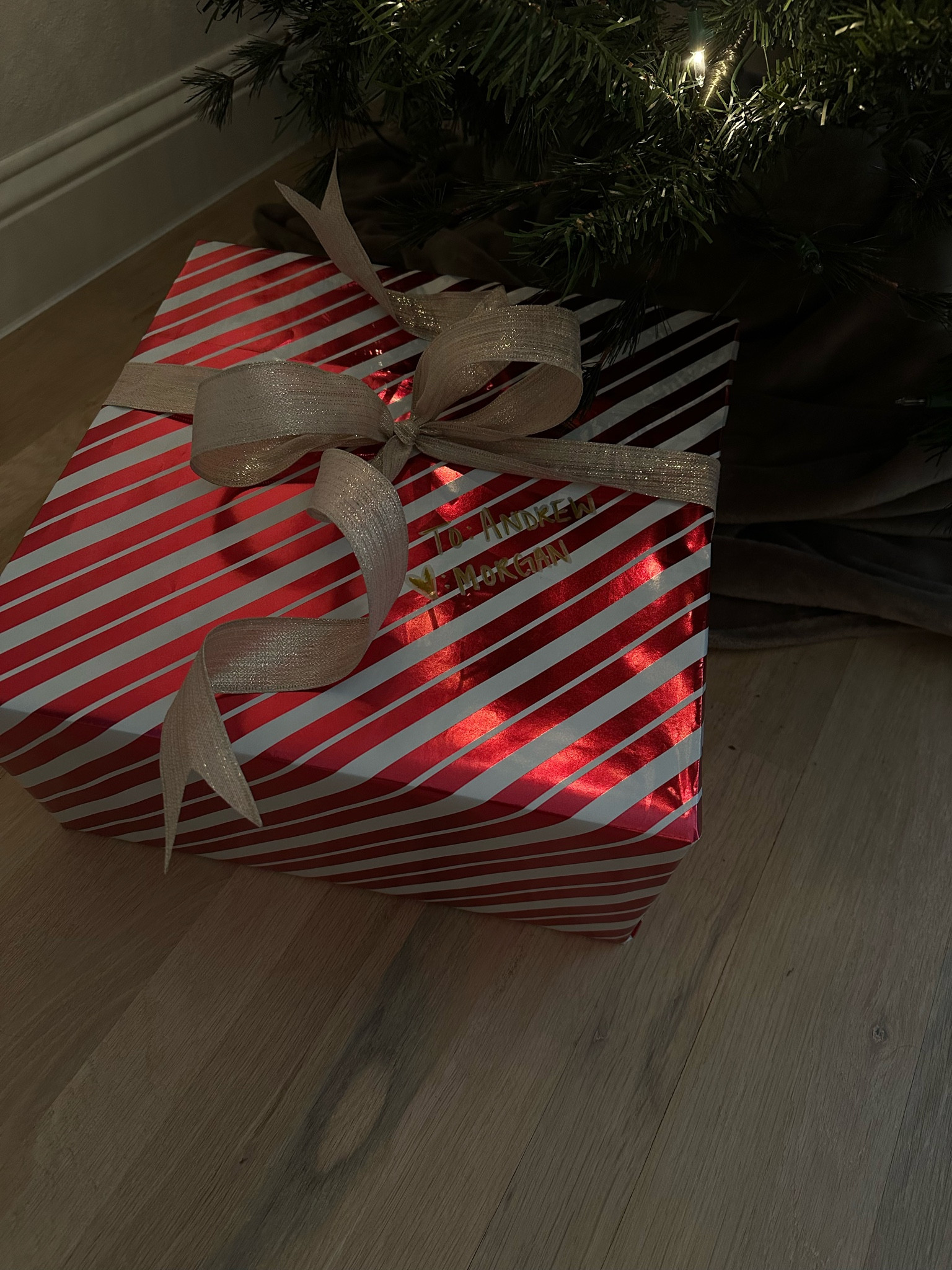 Present wrapping inspo 





@Morgan.Speiser 
present wrapping, wrapping paper ideas, red and white wrapping. 


#LTKSeasonal #LTKHoliday #LTKsalealert