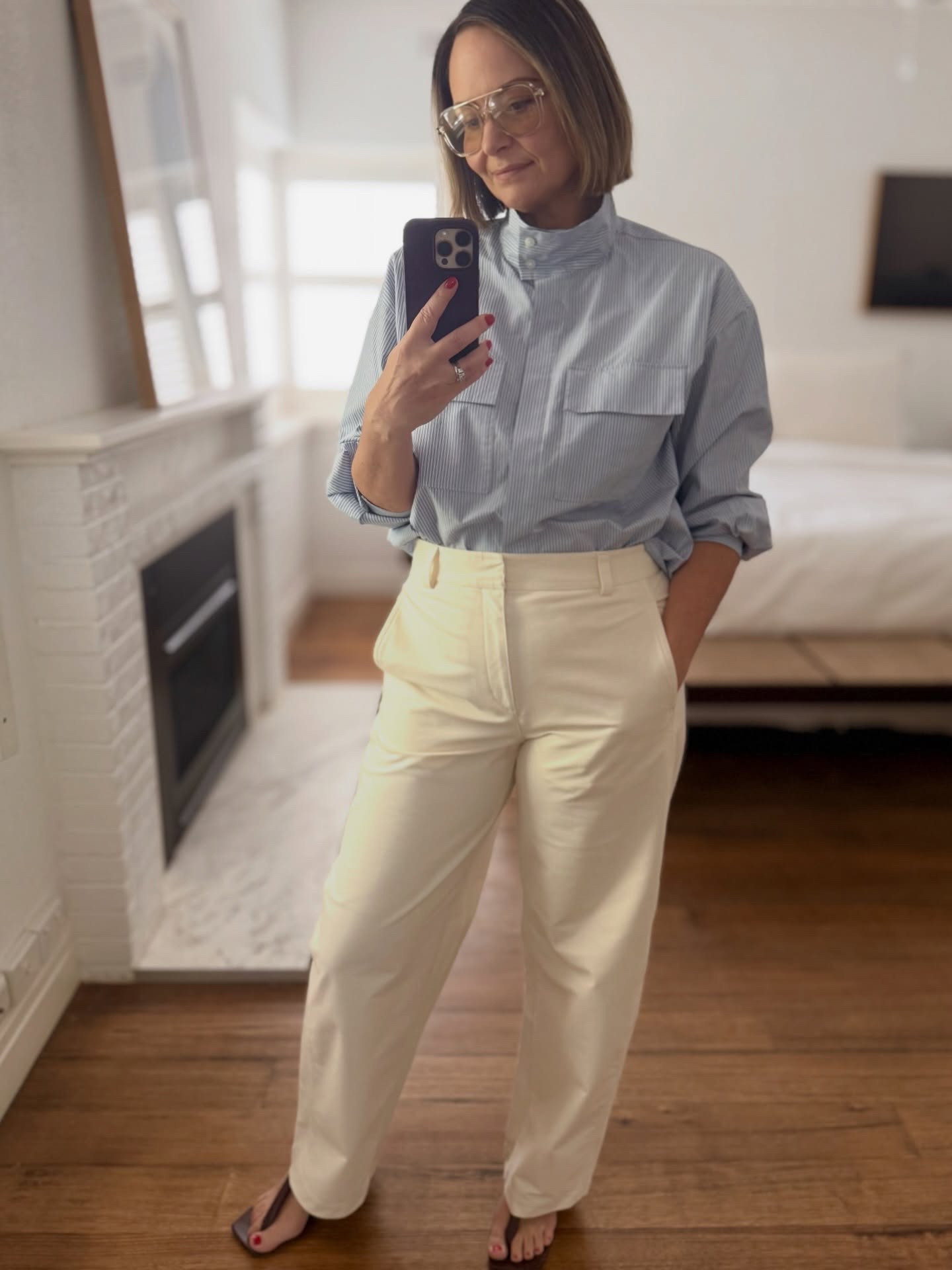 A week in selfies 📸 
WFH days, errands, and everyday outfits that didn’t need overthinking.
Nothing fancy, just what I’ve actually been wearing this week ✨