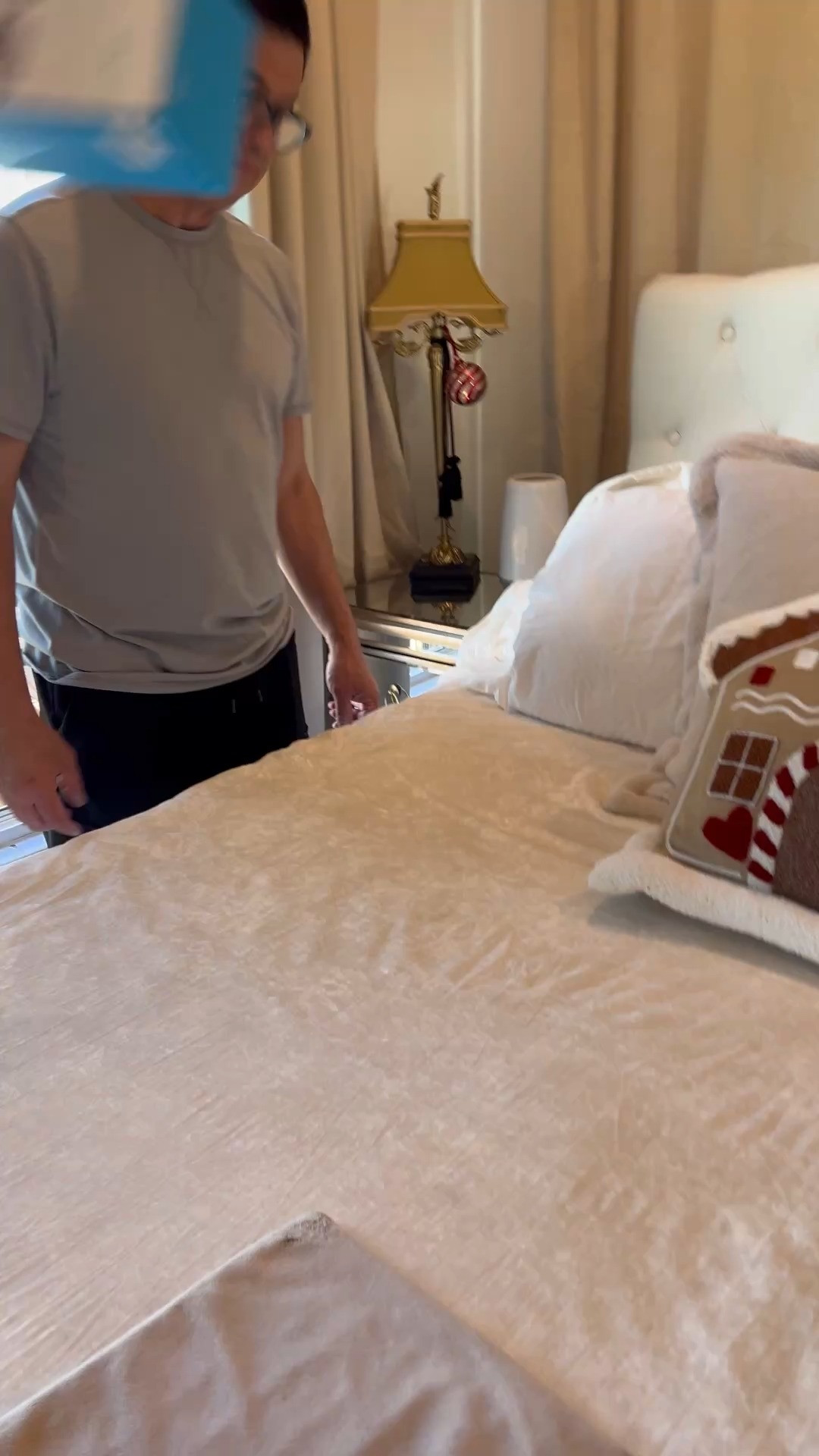 Is your phone always dying? Do you need a charger? That is also sleek and functional but is lightning fast and this phone charger is for you!

#phonecharger
#giftsforhim


#LTKHome #LTKGiftGuide