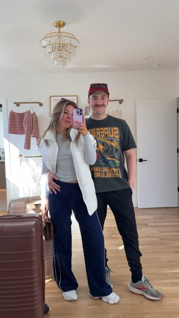 Travel outfit airport comfy casual look favorite luggage packing cubes and must have beauty items

Wearing my usual smalls

Divi code: Emerson

#LTKSeasonal #LTKTravel #LTKBeauty