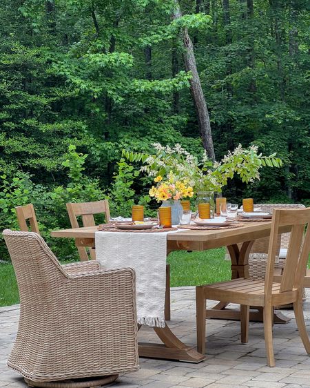 An outdoor dining oasis with Pottery Barn! 😍

#LTKhome #LTKSeasonal