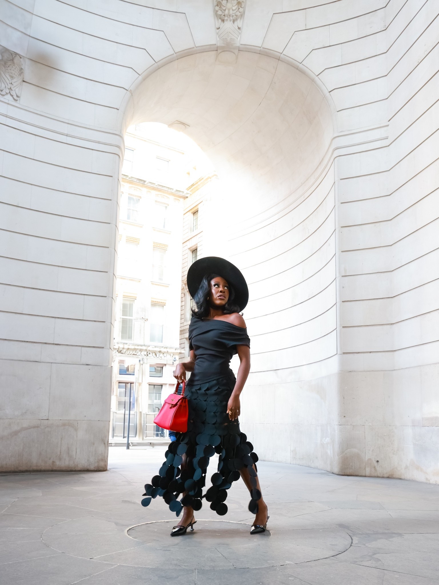 All black outfit perfect for spring 

#LTKeurope #LTKspring