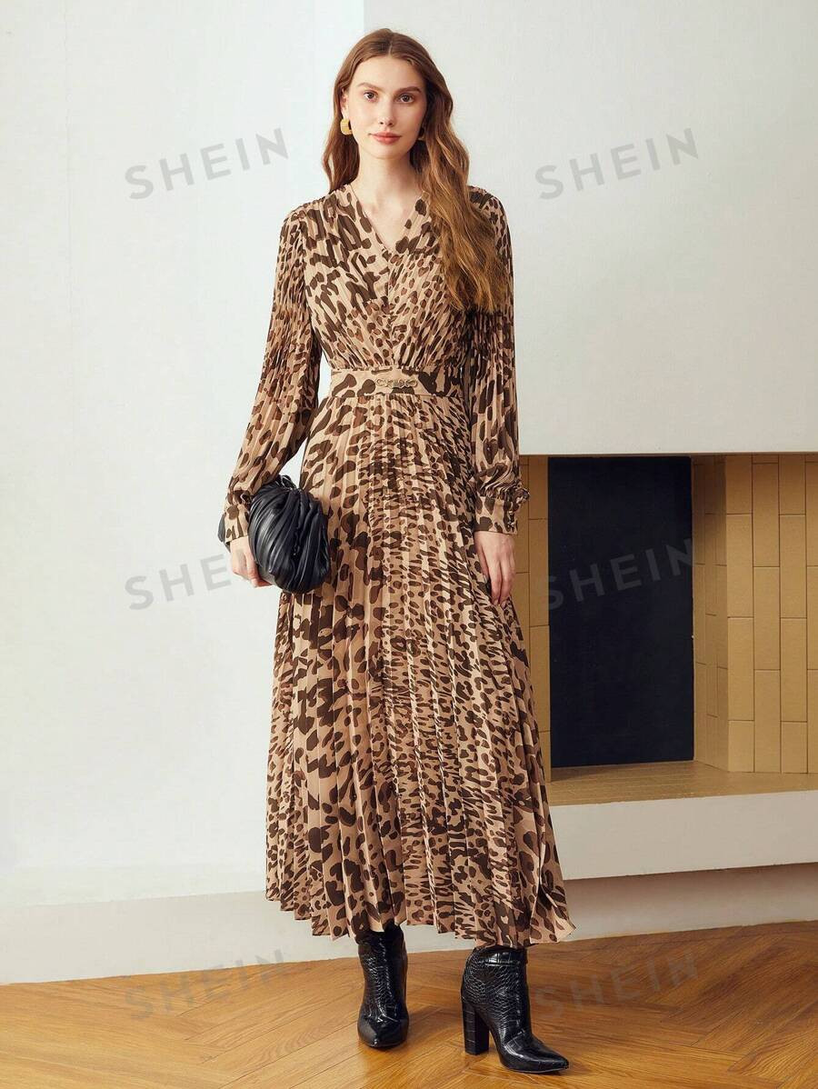MOTF PREMIUM PLEATED ALLOVER PRINT DRESS | SHEIN