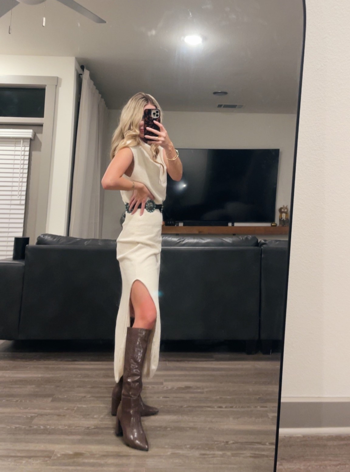 Midi Sweater Dress

Cowl neck sleeveless sweater dress, fall midi dress, fall sleeveless dress, Anthropologie sweater dress, western fall fashion, western outfit, western belt, turquoise belt, turquoise accessories, tall brown boots, tall brown snake skin boots, affordable tall boots, tall boots under $50, tall heel boots, sweater dress with slit, Morgan Grace

#LTKFallSale #LTKSeasonal #LTKFindsUnder50