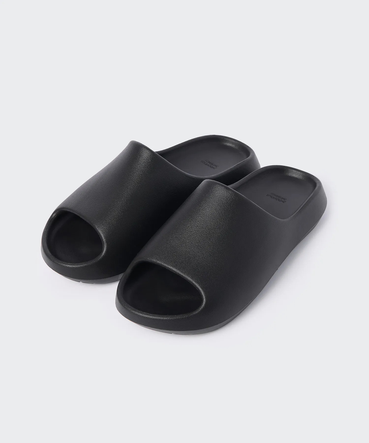 MUSINSA | MUSINSA STANDARD Chunky Recovery Slide [Black] | Musinsa Global