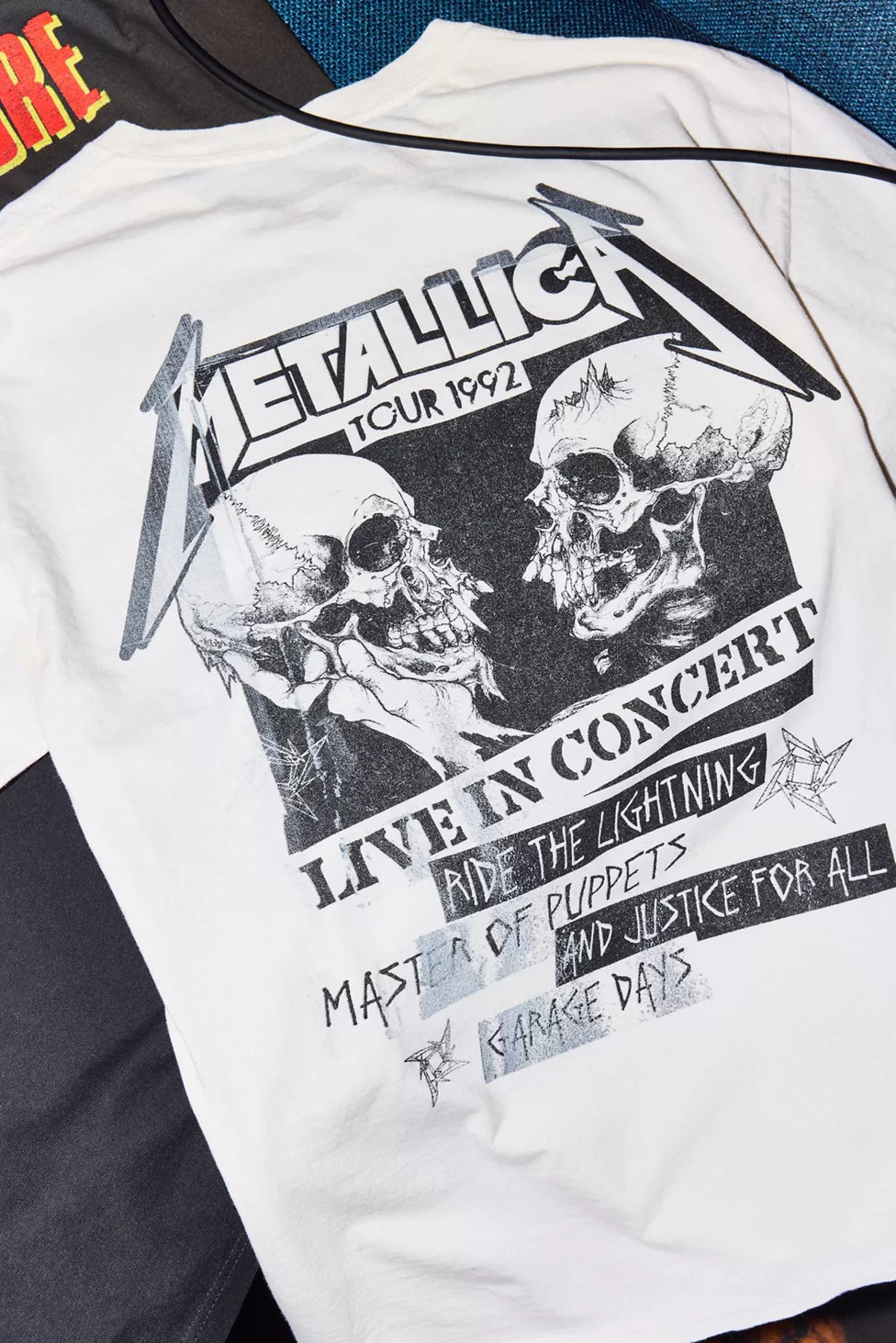 Metallica Vintage Tour Graphic Tee | Urban Outfitters (US and RoW)