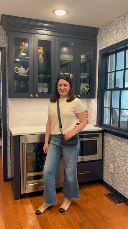 Easy everyday outfit 🤍
Classic sweater, wide leg jeans, and the cutest crossbody for a simple look you’ll wear on repeat!👏🏼

Spring, summer, travel, vacation, sweater, jeans, Nordstrom

#LTKSeasonal #LTKSaleAlert #LTKootd