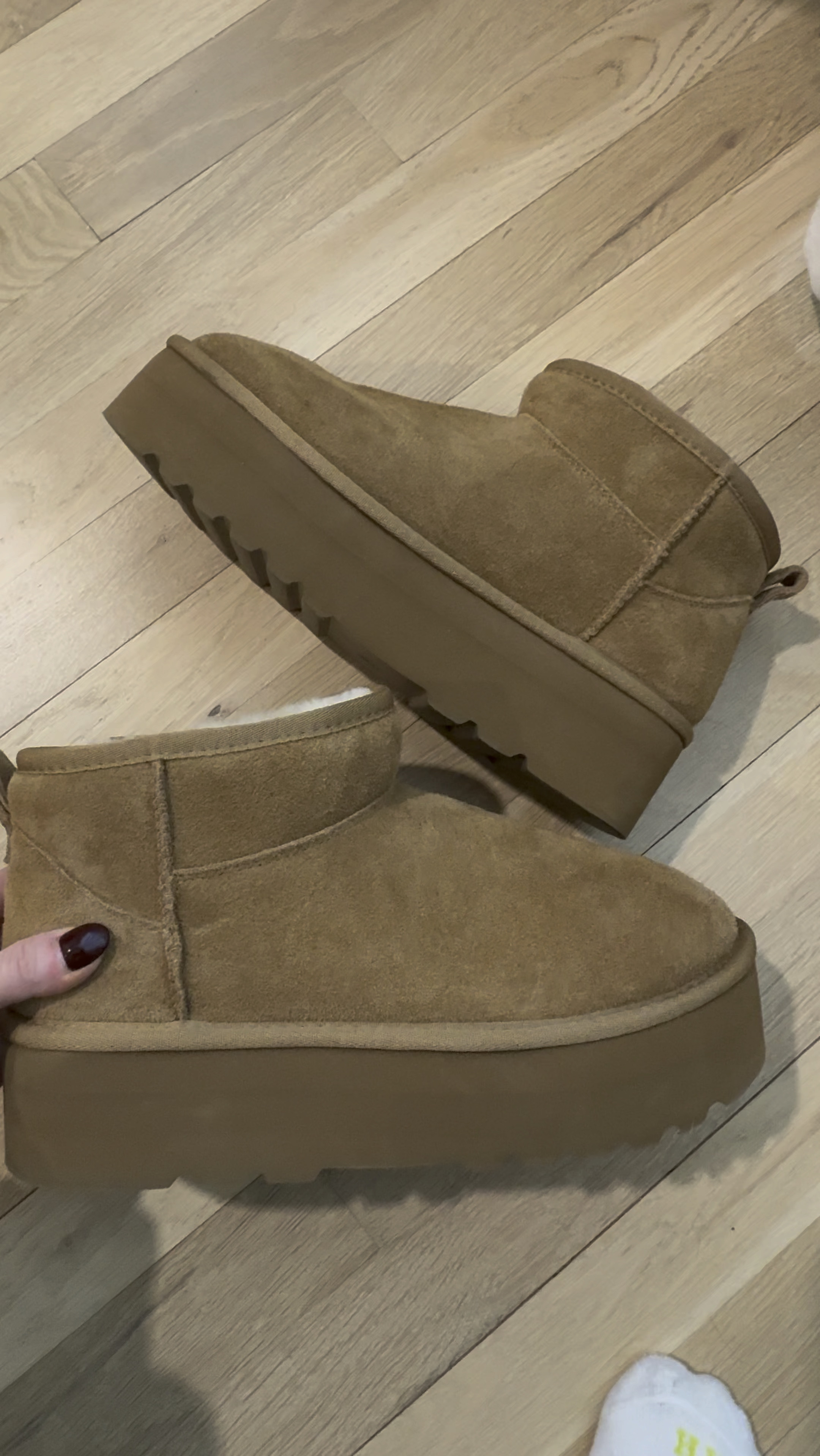 These are the best Amazon boots! Best dupe for uggs ! I size up a half size 

Ugg dupes
Ugg Amazon dupes 
Platform Uggs 

Follow my shop @whitswhims on the @shop.LTK app to shop this post and get my exclusive app-only content!

#liketkit 
@shop.ltk
https://liketk.it/4VIst 

Follow my shop @whitswhims on the @shop.LTK app to shop this post and get my exclusive app-only content!

#liketkit   
@shop.ltk
https://liketk.it/4VS1p 

Comment SHOP below to receive a DM with the link to shop this post on my LTK ⬇ https://liketk.it/4W3VV #ltkgiftguide #ltkholiday #ltkcyberweek #ltkgiftguide #ltkholiday #ltkshoecrush #ltkgiftguide #ltkcyberweek #ltkholiday

#LTKGiftGuide #LTKShoeCrush #LTKHoliday
