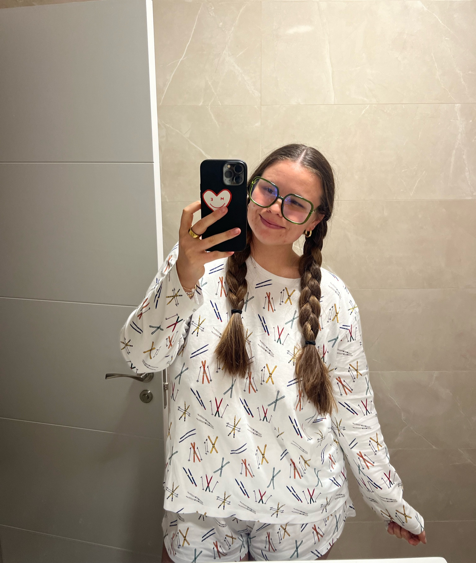 Newest pajamas, im obsessed 

#LTKBeauty #LTKStyleTip #LTKFindsUnder50