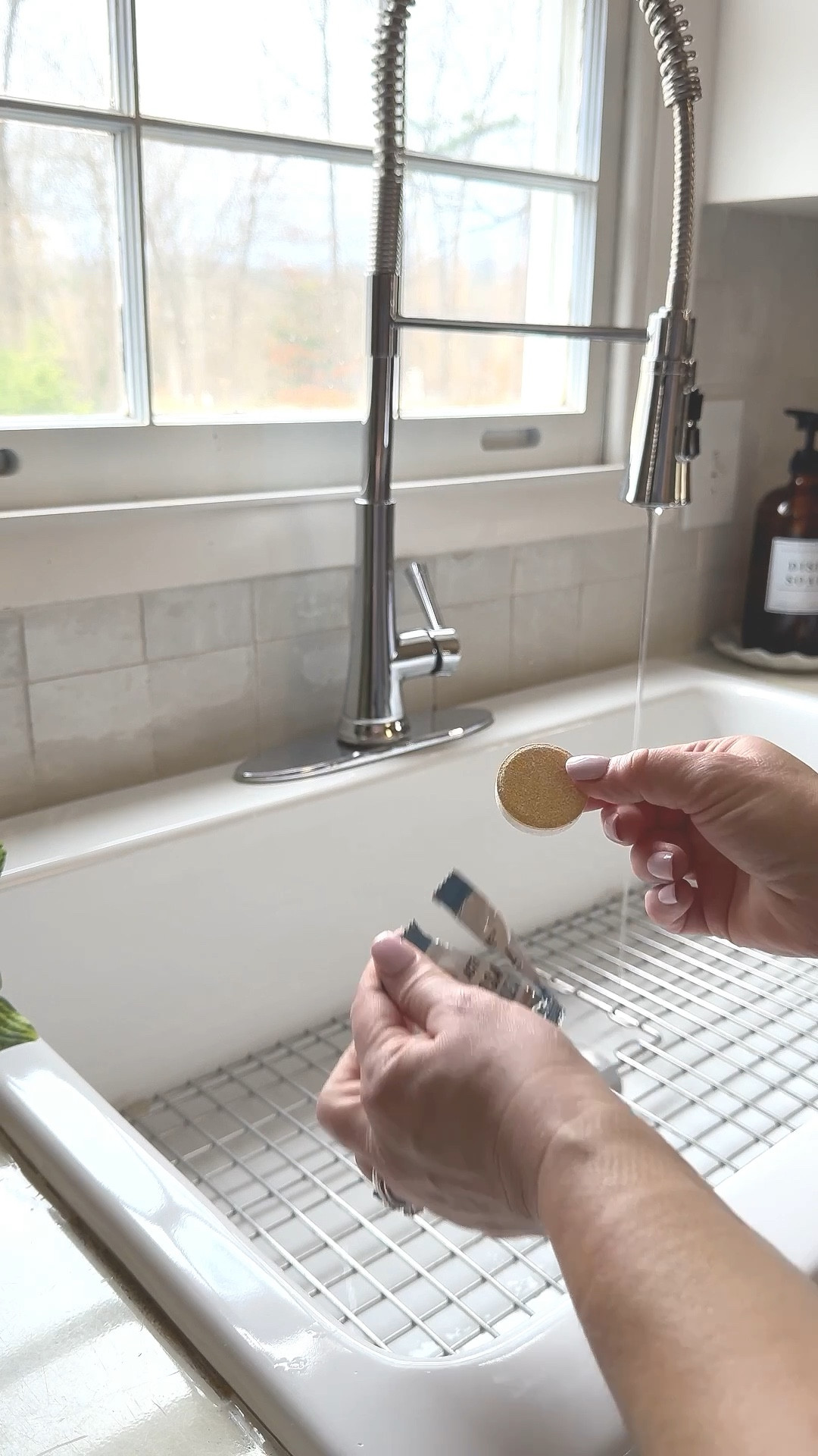 Garbage disposal cleaner

•REFRESH YOUR DISPOSAL
•1 YEAR SUPPLY
•PENETRATES RESIDUE AND GRIME BUILDUP
REMOVES ODORS AND REFRESHES
•POWERFUL FOAM CLEANS ENTIRE DISPOSAL
•HELPS MAINTAIN DISPOSAL PERFORMANCE
•SAFE FOR SEPTIC SYSTEMS


#LTKdayinmylife #LTKmomlife #LTKHome