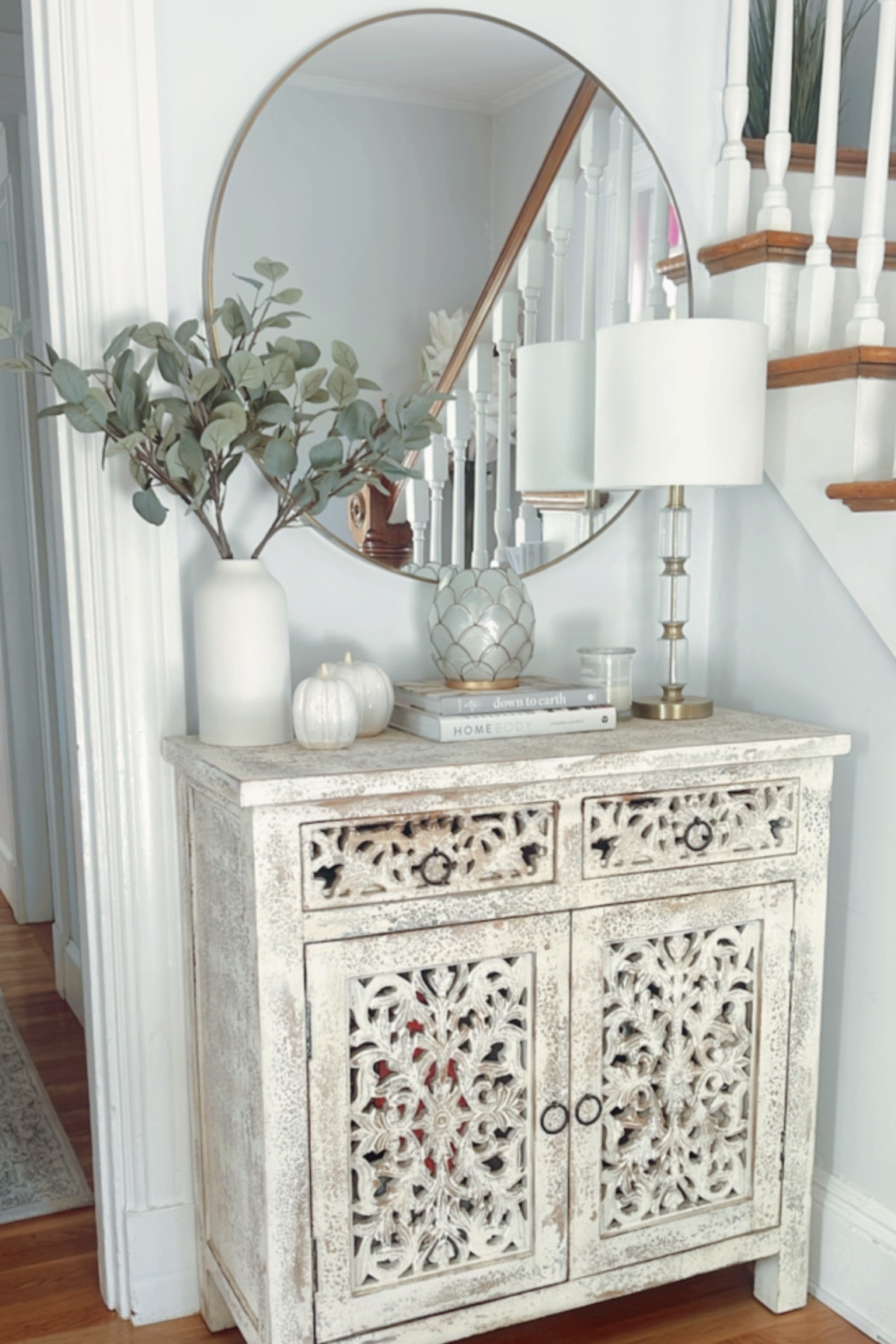 Light and bright entryway decor for fall! 🍂

#LTKSeasonal #LTKhome