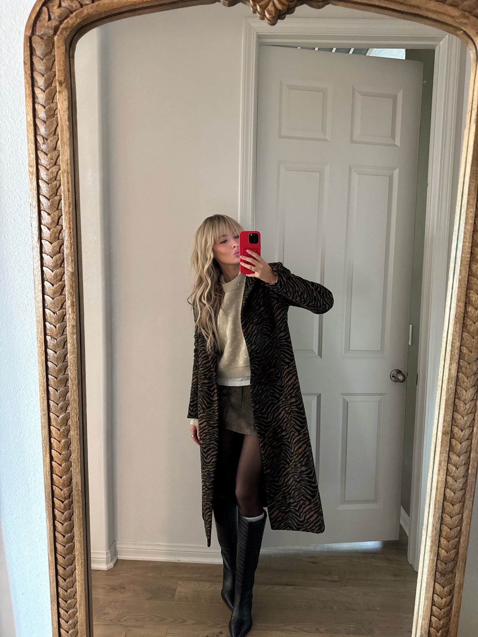 A1 outfit 🤎 jacket is like 4 years old from lulus but linking similar ones! 