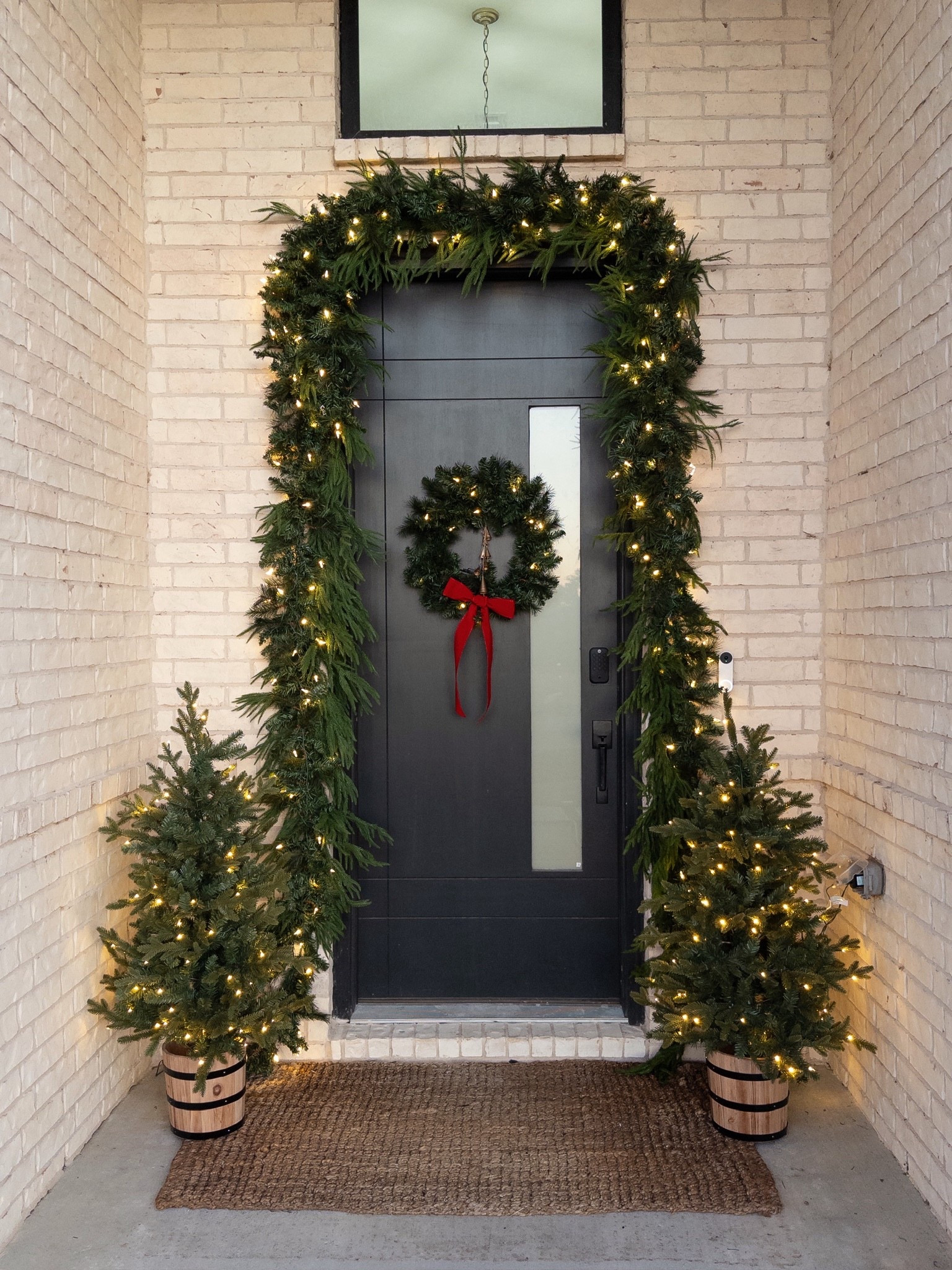 Christmas front porch! 

christmas front porch, christmas decor, christmas hosting, christmas inspo 

#LTKHoliday #LTKHome