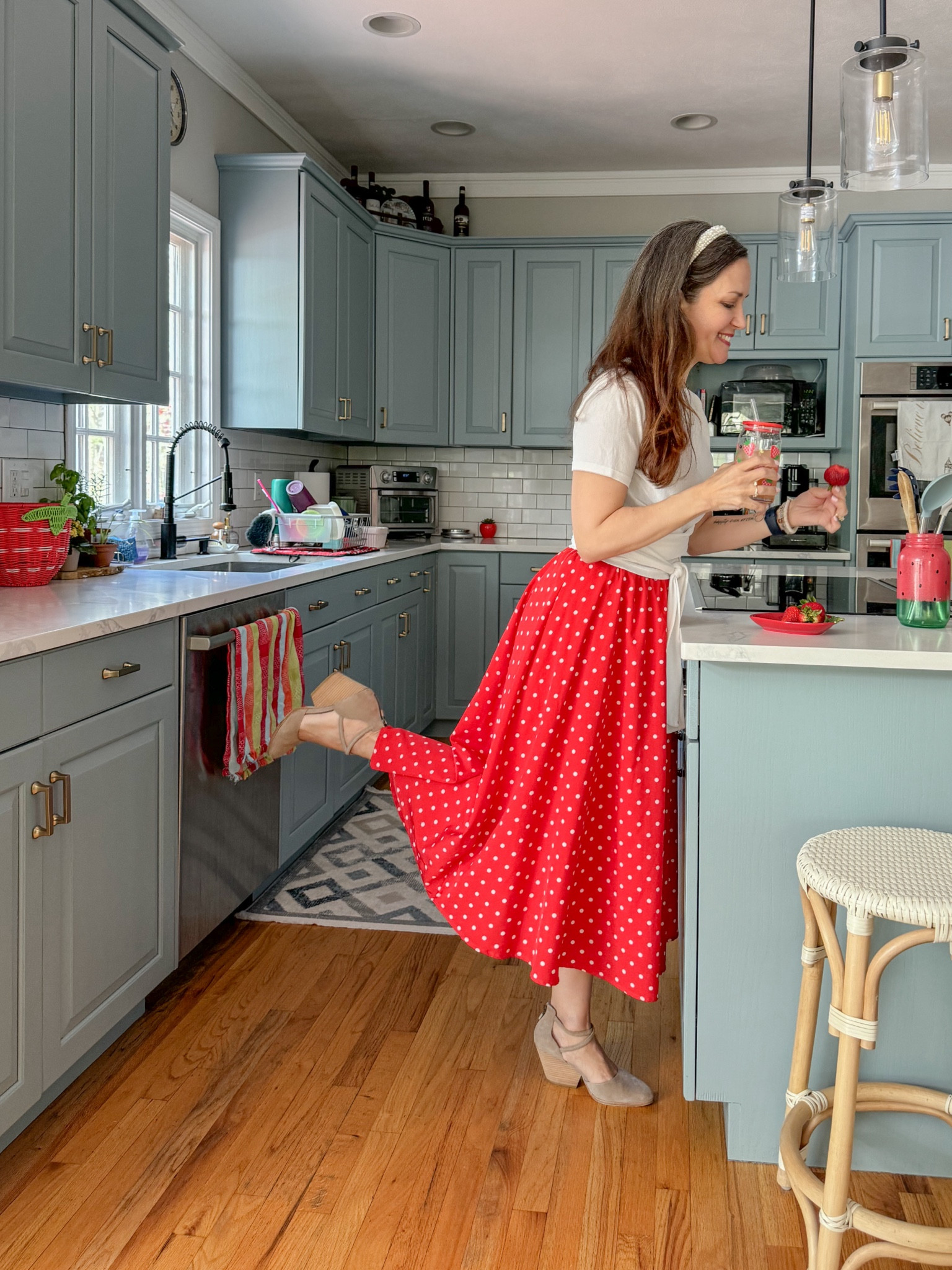 Spring outfit for May 1st! 🍓 I’ve had these Eileen Fisher wedges forever 

#LTKover40 #LTKSeasonal