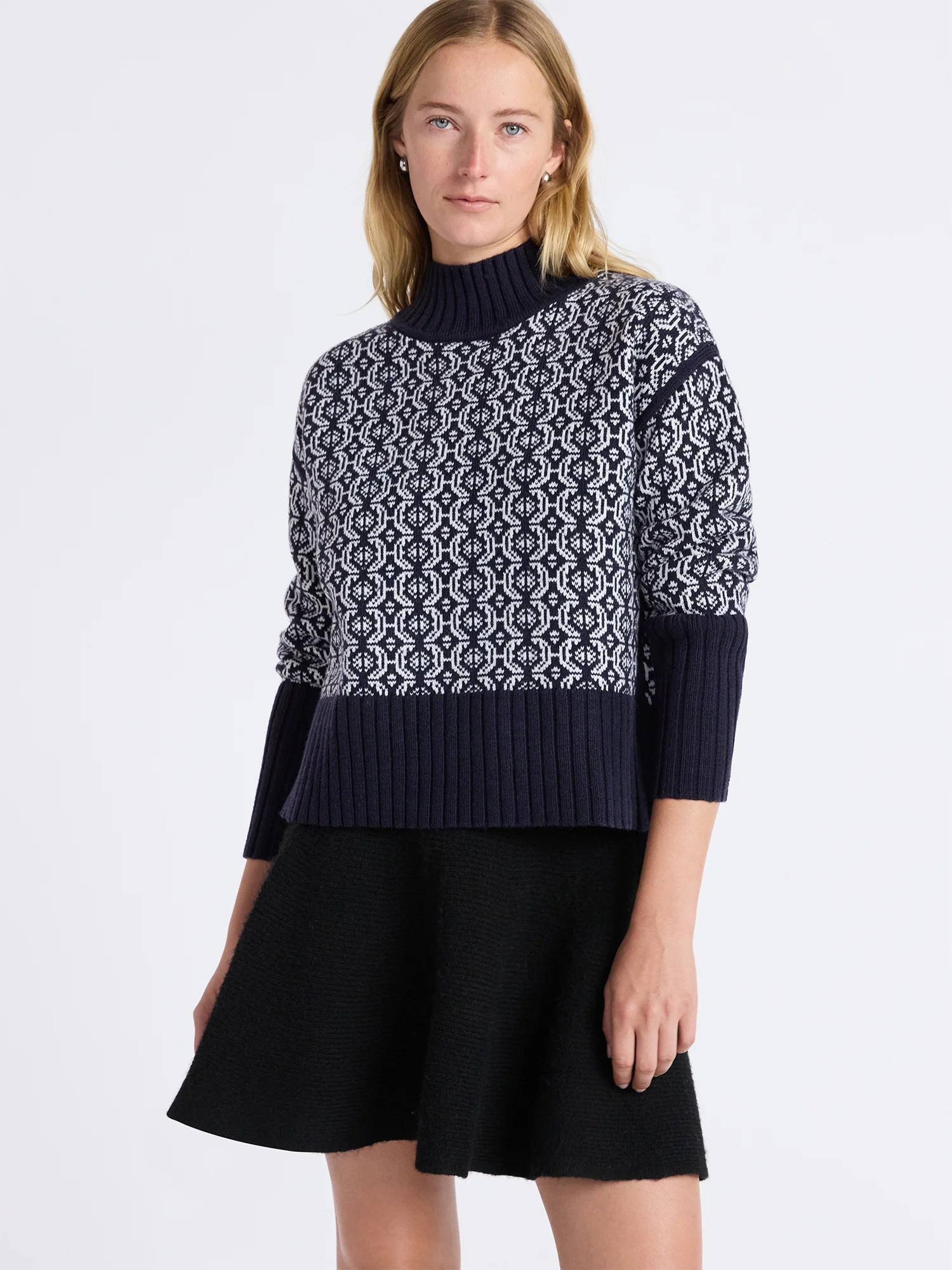 Free Assembly Women's Patterned Mock Neck Sweater with Tall Cuffs, Midweight, Sizes XS-XXL | Walmart (US)