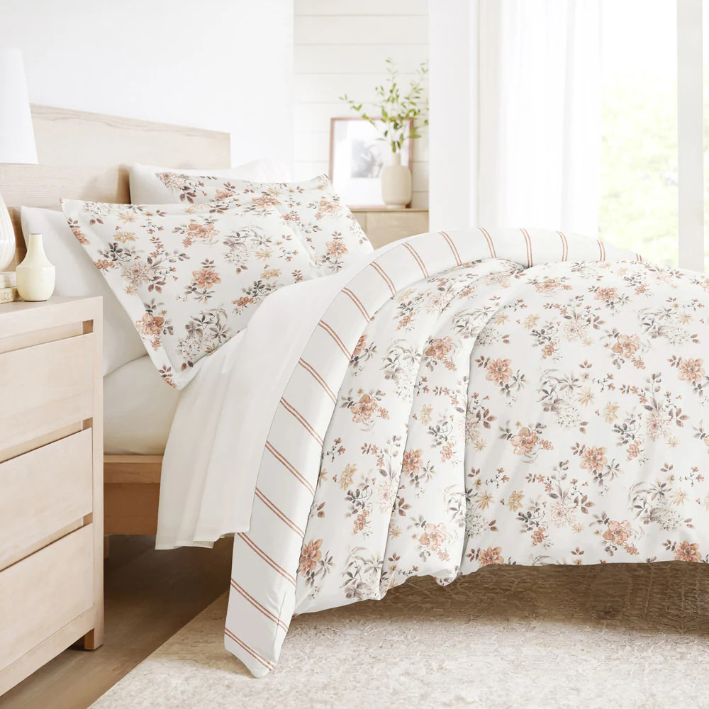 Sunset Garden Pattern 3-Piece Reversible Duvet Cover Set | Linens and Hutch