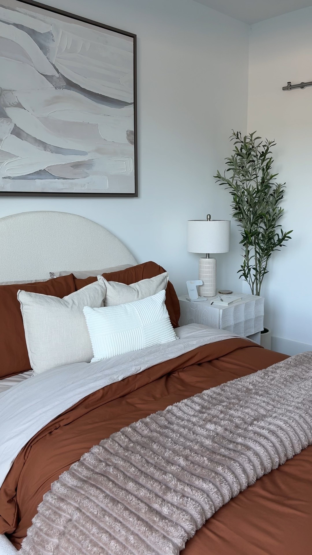 I added this chocolate colored duvet to my bedding and it gives the perfect fall vibe. My bed is a queen size from Wayfair and the bedding is from Amazon. 


#LTKSeasonal #LTKFindsUnder50 #LTKHome