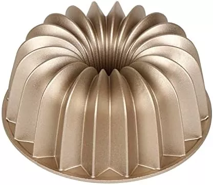 Tosnail 9-Inch Non-Stick Fluted Cake Pan Round Cake Pan Specialty and  Novelty Cake Pan