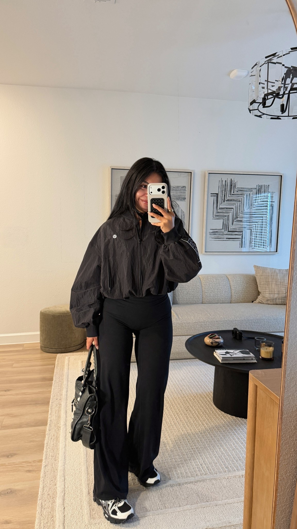 🖤🖤 size smalls in both!