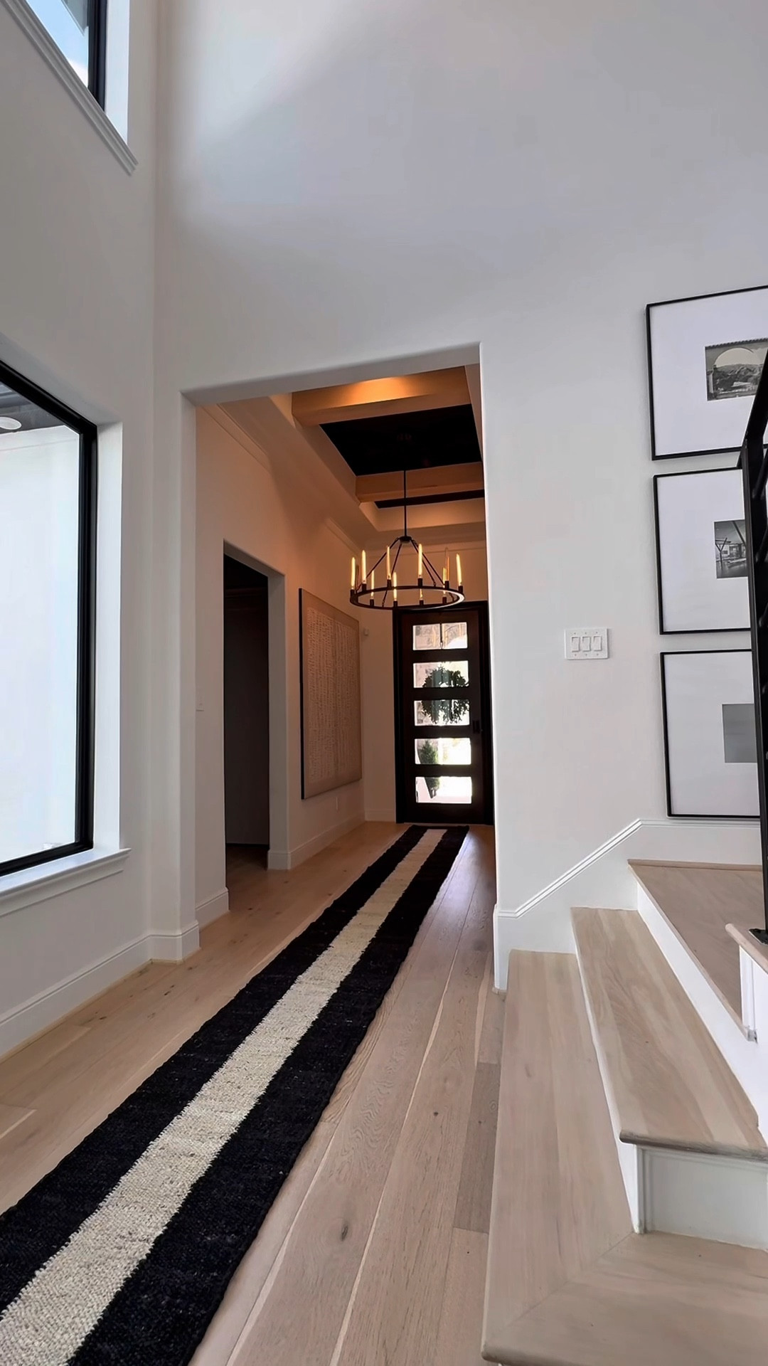 This beautiful art comes in multiple sizes and colors—and it’s super easy to set up!

✨ Linked the product for easy checkout—tap to shop!

#LTKHome #LTKSaleAlert #LTKStyleTip