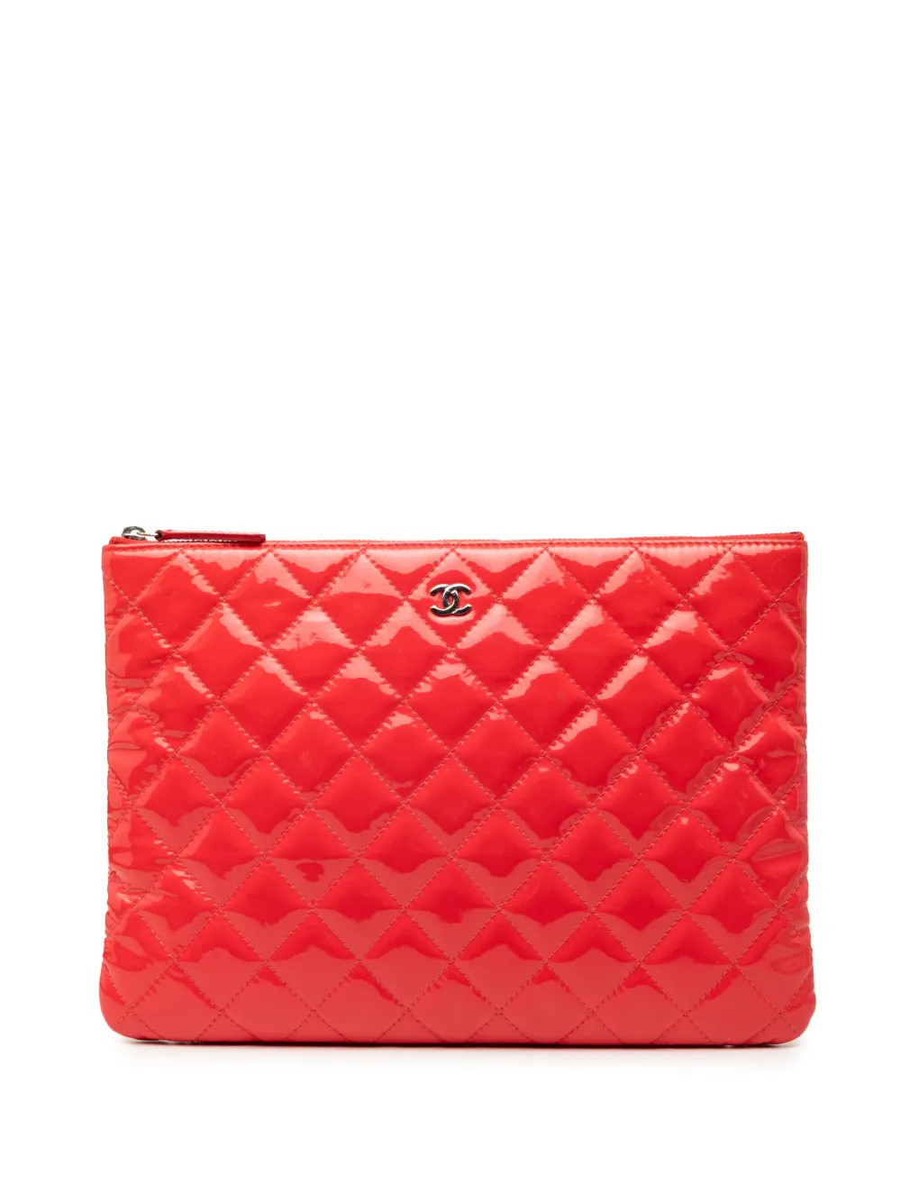 CHANEL Pre-Owned 2015-2016 Medium Patent Quilted Cosmetic Case clutch bag - Red | Farfetch Global