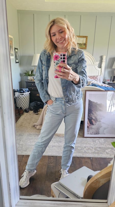 Denim on denim

#LTKover40 #LTKstyletip #LTKsalealert