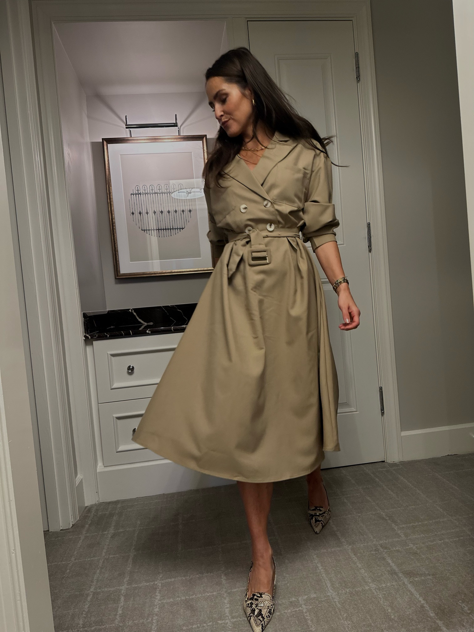 Discount code ‘Zielin’.

Workwear trend. Work dress. Office dress. Beige dress. Cream dress. Parisian style dress. Midi dress. Office outfit. Autumn outfit. Autumn dress. Fall dress.


#LTKeurope #LTKSeasonal #LTKstyletip