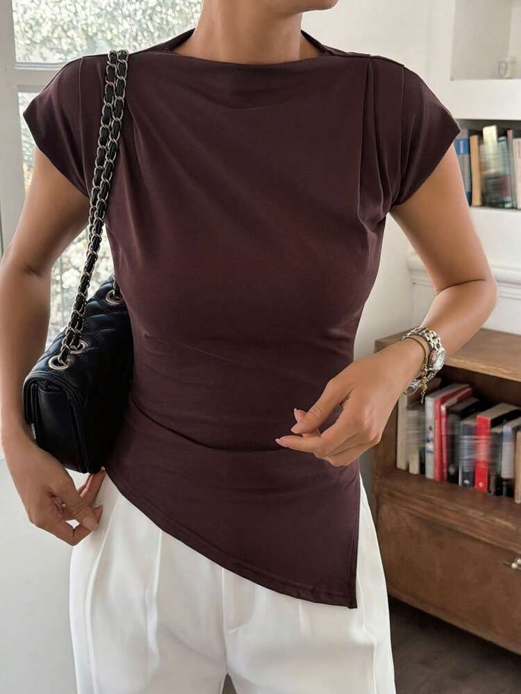 DAZY Women's Solid Color Asymmetric Hem T-Shirt, Summer Brunch Style, Dark Brown Casual | SHEIN