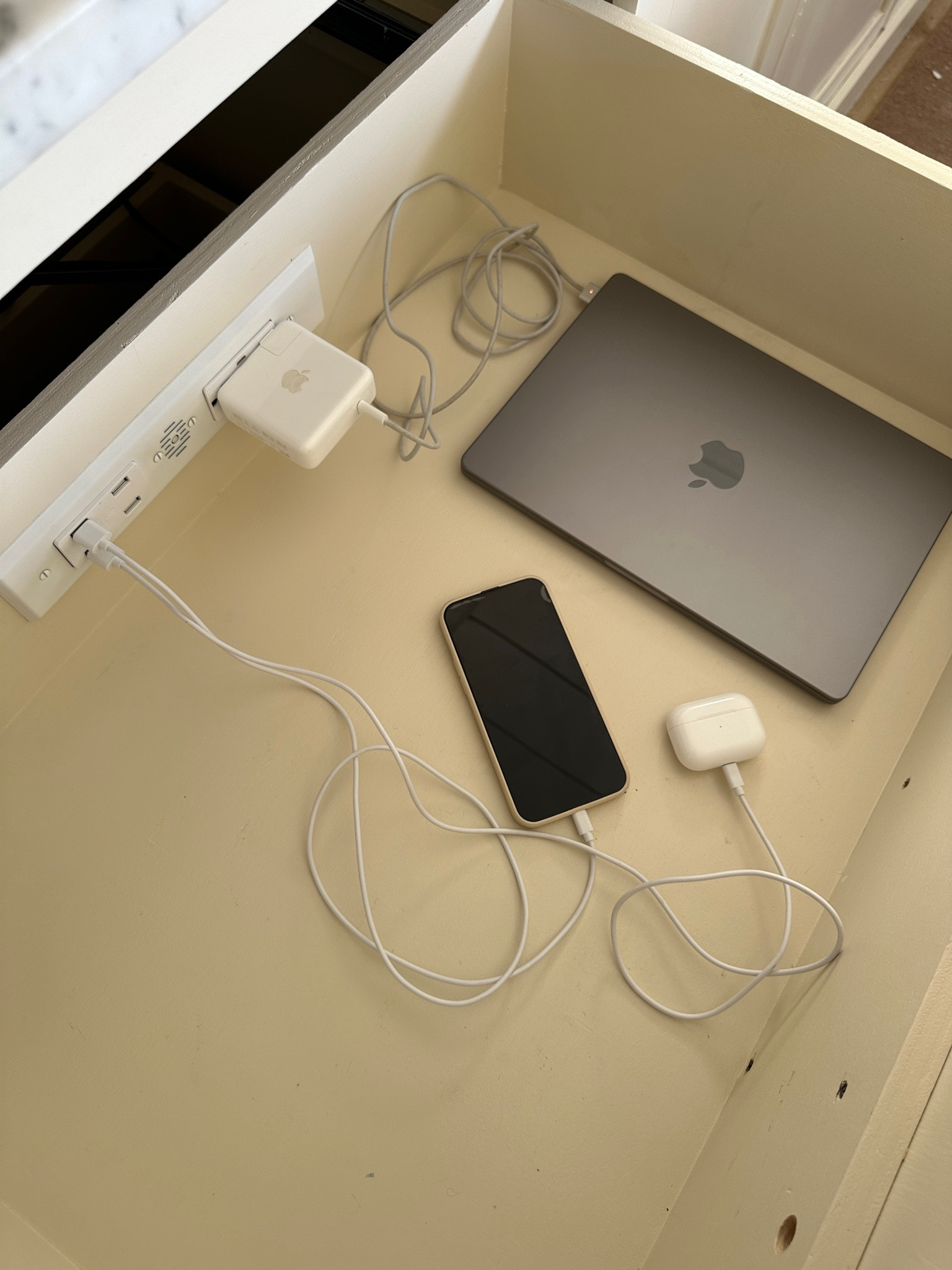 @dockingdrawer #ad

#LTKhome