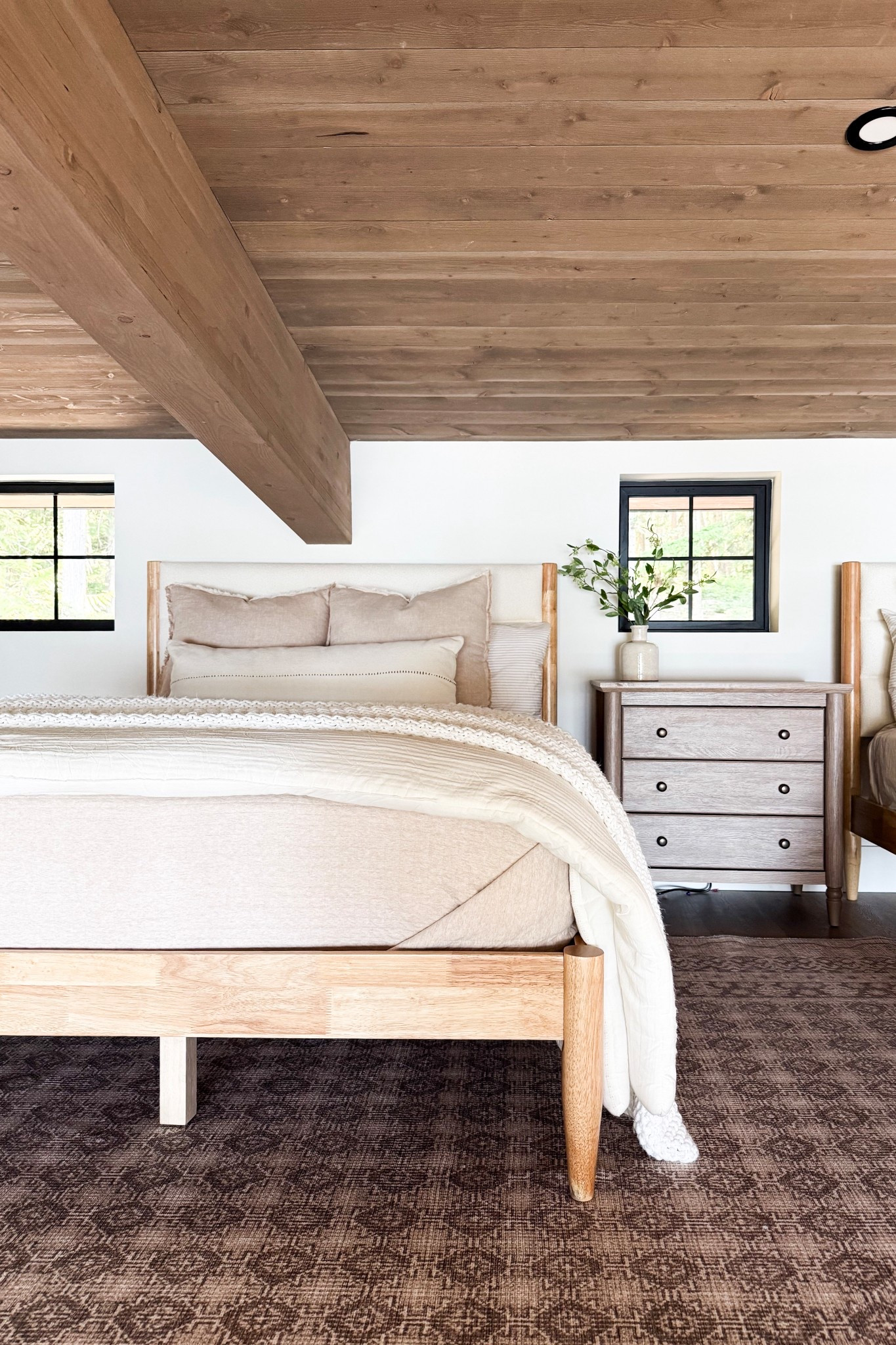 Our neutral bed frame at the cabin is ON SALE NOW!!

Home, home finds, home accents, home deals, cabin, modern home, neutral home, organic home, bedding, bedroom, bedroom inspo, nightstand, area rug, neutral rug

#LTKSaleAlert #LTKHome #LTKmomlife